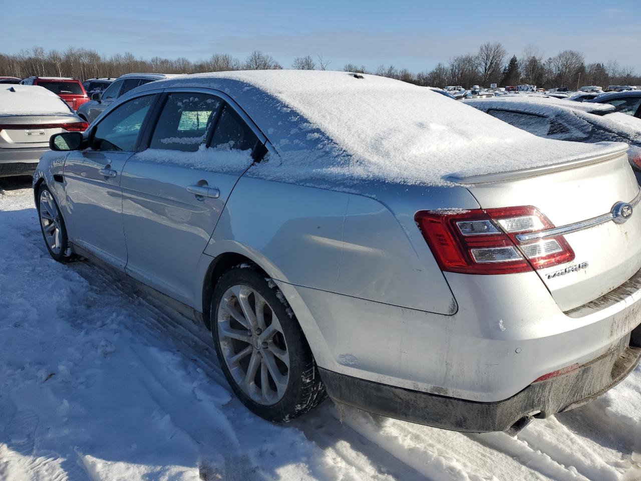 2016 Ford Taurus - Image 2