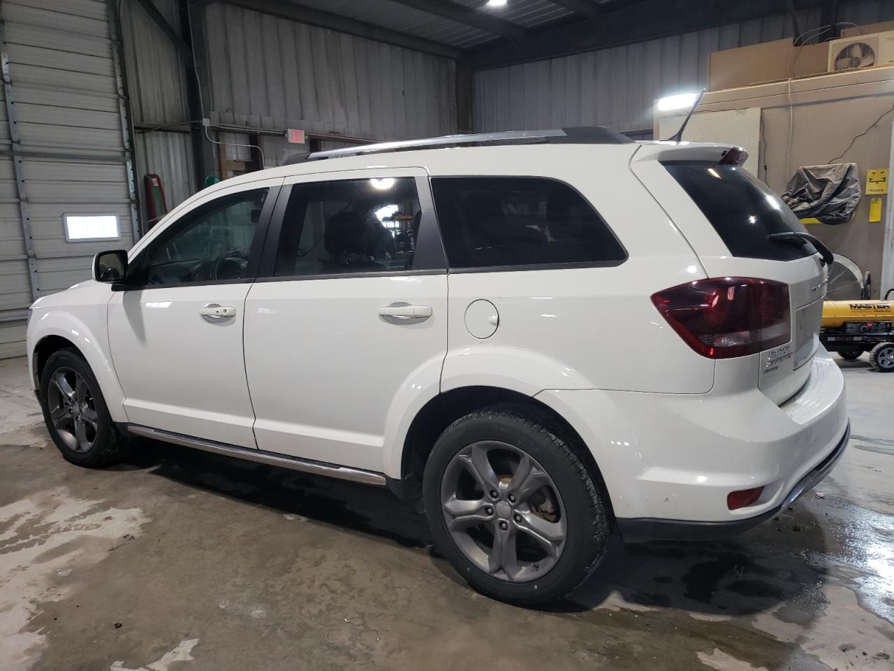 2017 Dodge Journey - Image 2