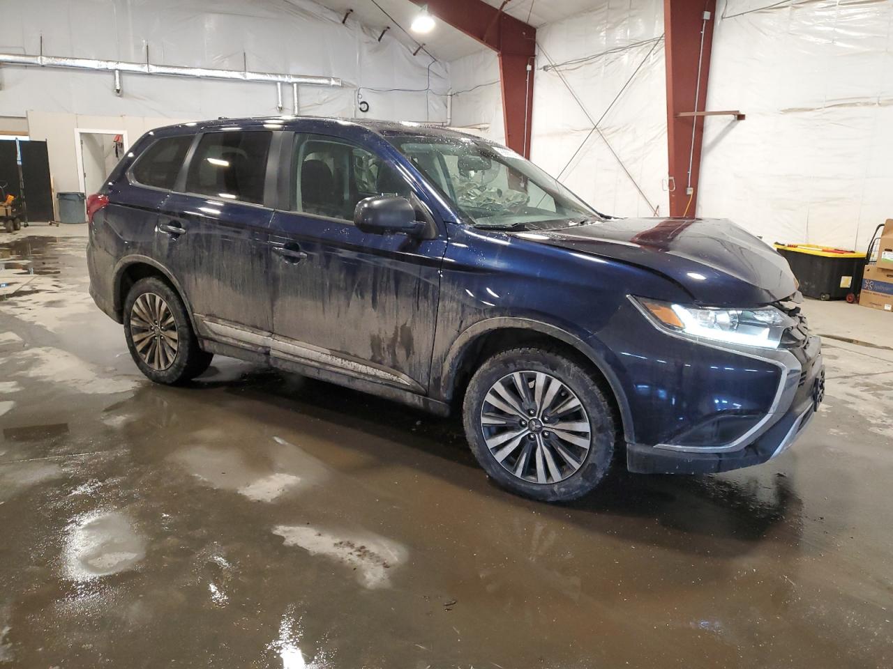 2020 Mitsubishi Outlander - Image 4