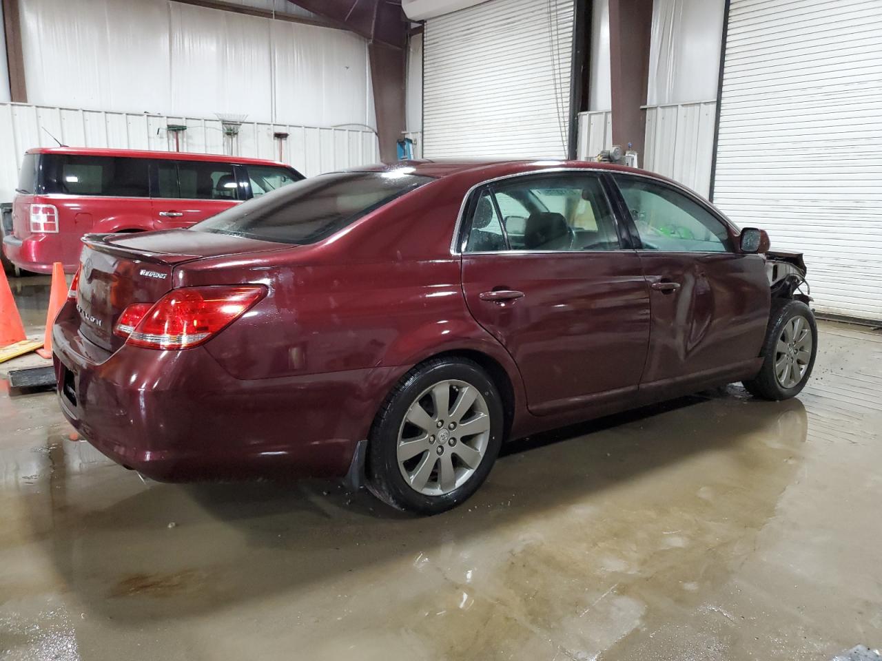 2007 Toyota Avalon - Image 3