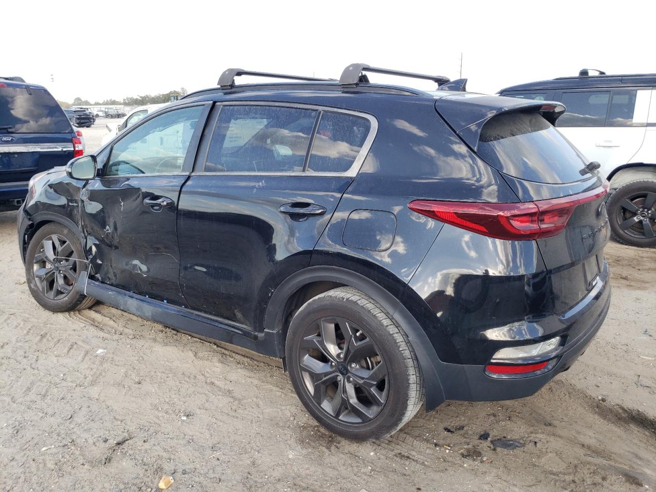 2021 Kia Sportage - Image 2
