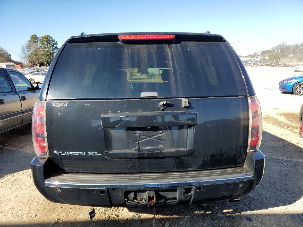 2008 GMC Yukon - Image 6
