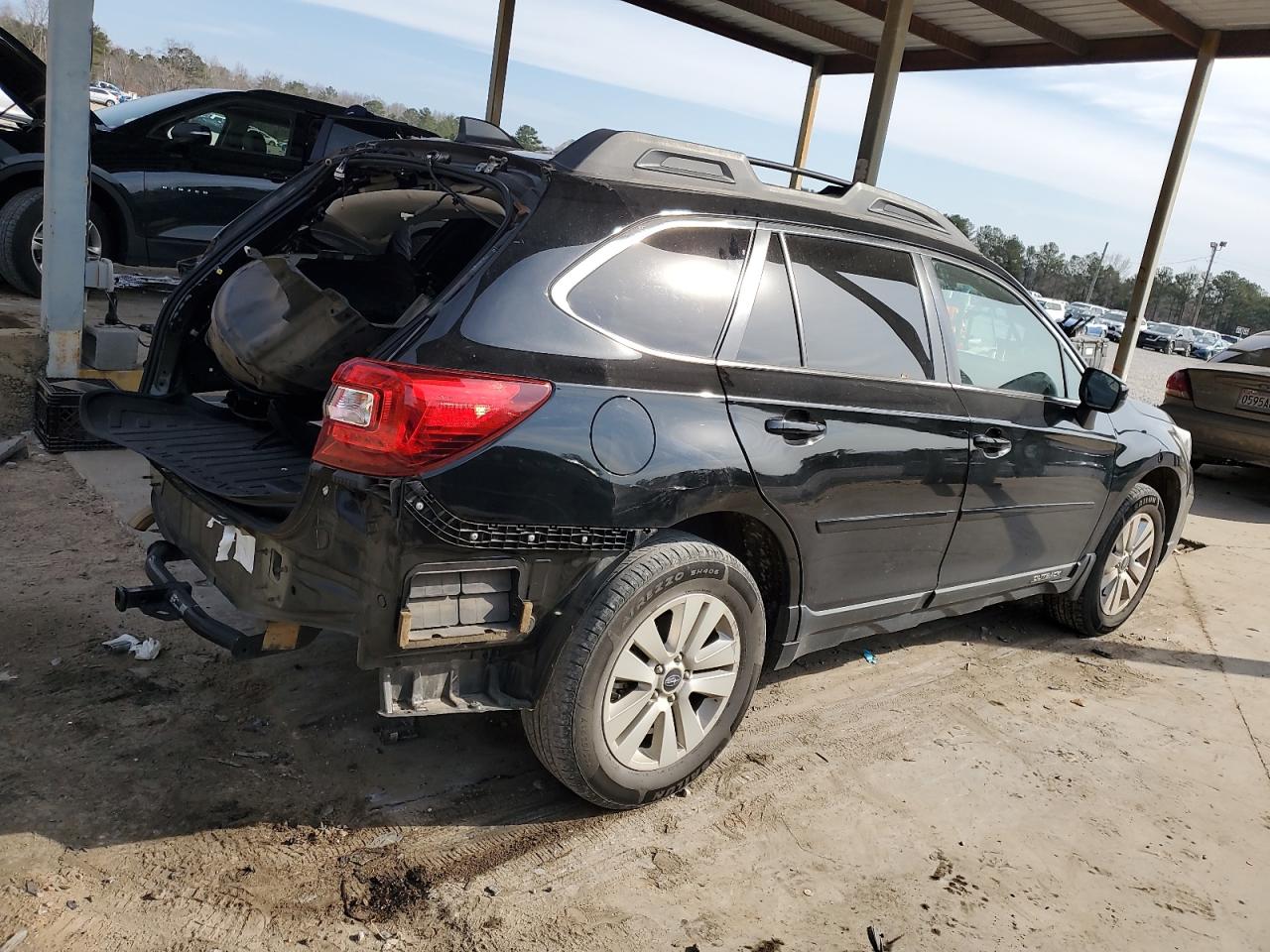 2019 Subaru Outback - Image 3