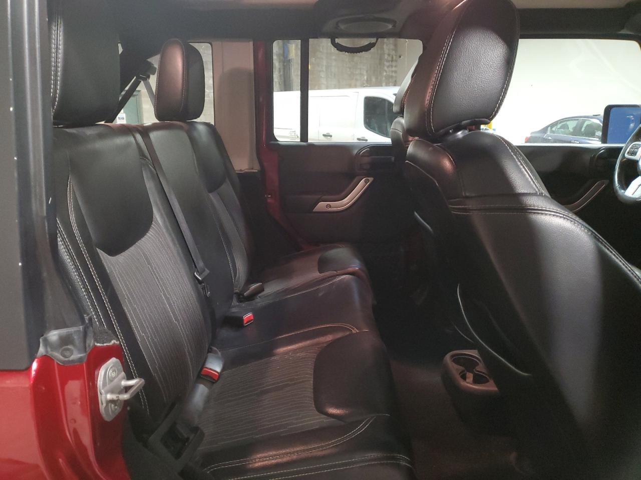 2013 Jeep Wrangler - Image 11