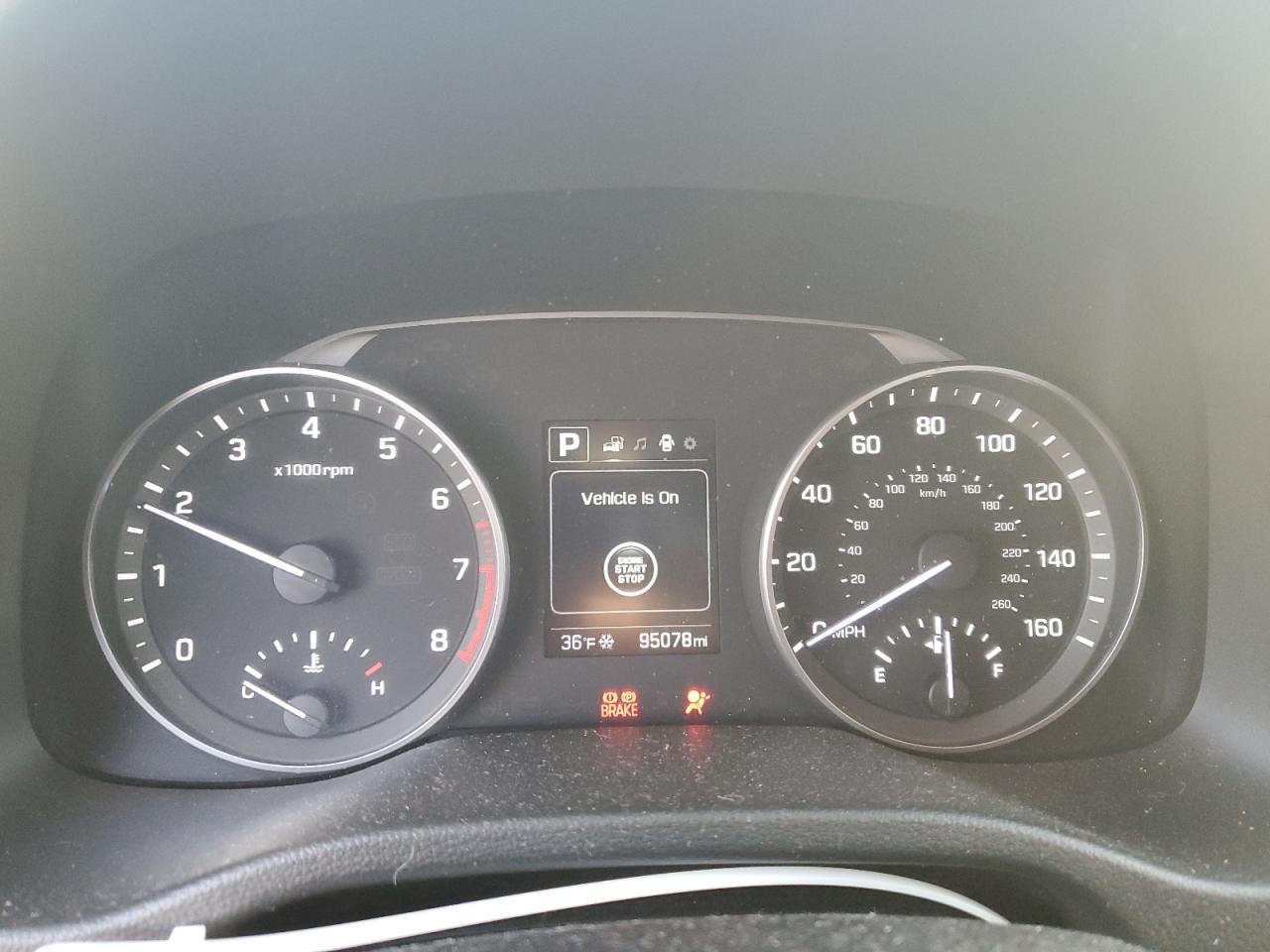 2018 Hyundai Elantra - Image 9