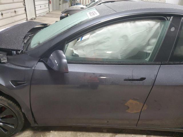  TESLA MODEL Y 2023 Szary