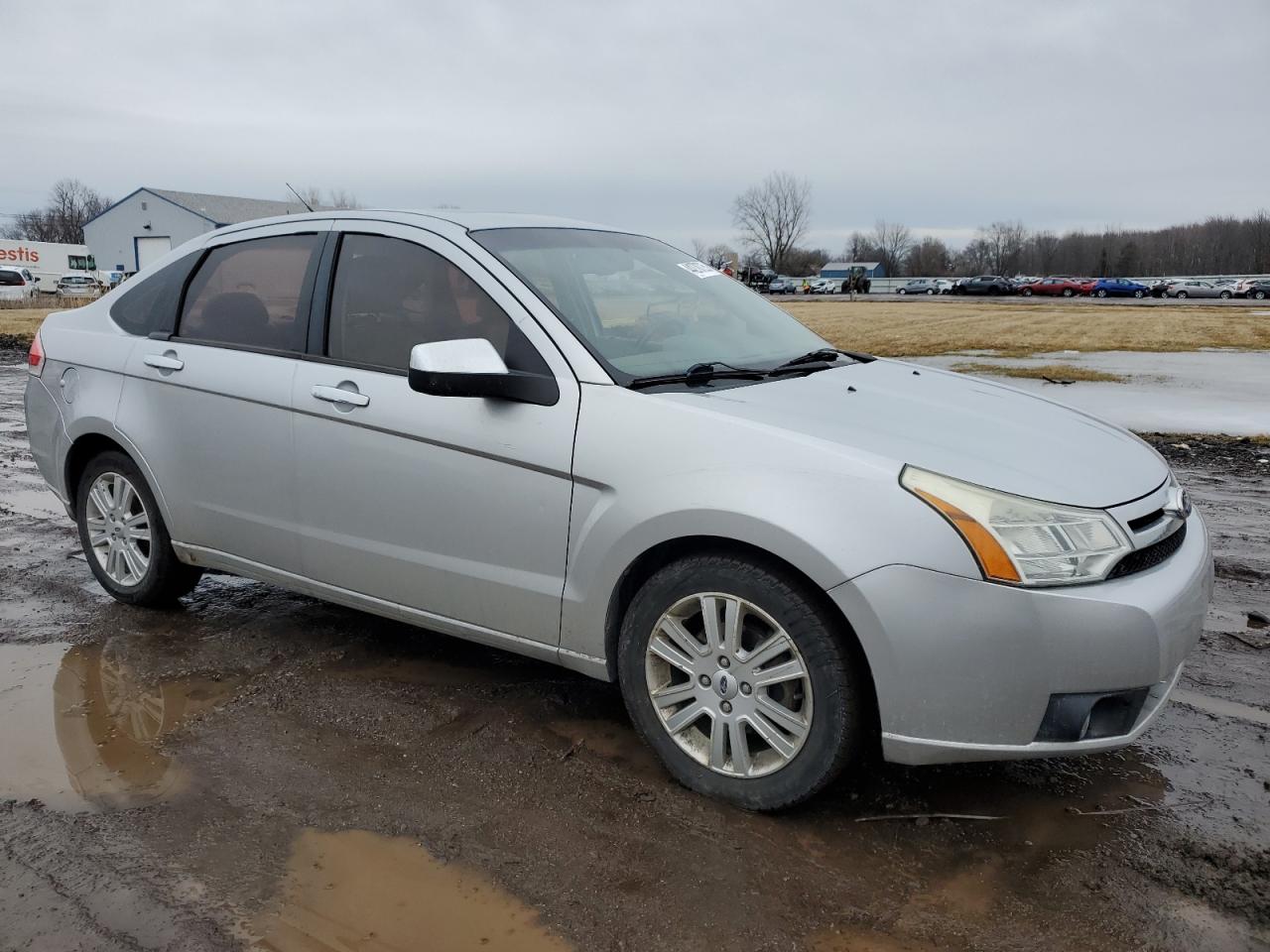 2010 Ford Focus - Image 4