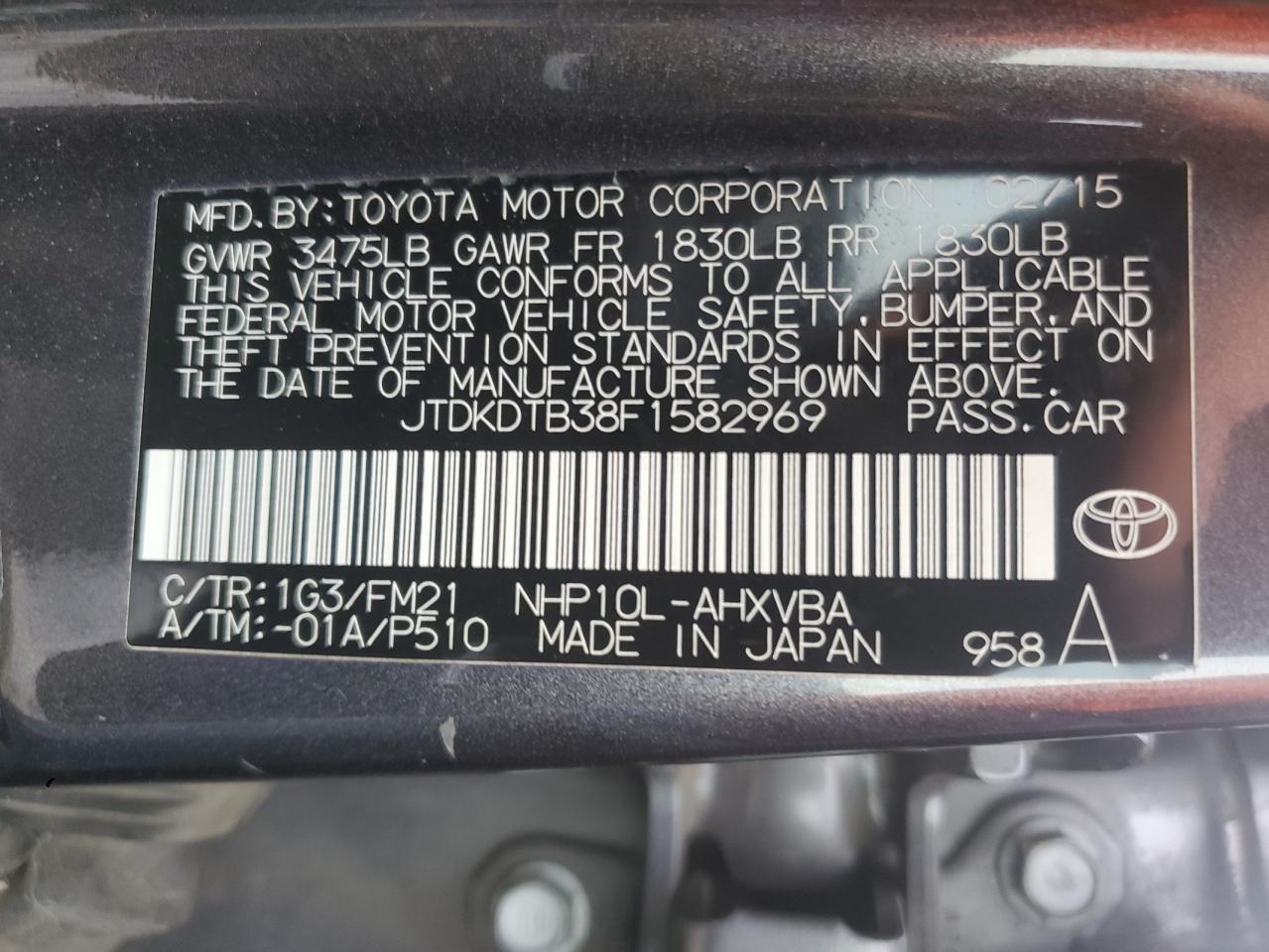 2015 Toyota Prius - Image 12