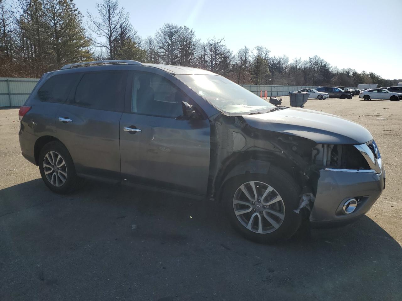 2015 Nissan Pathfinder - Image 4