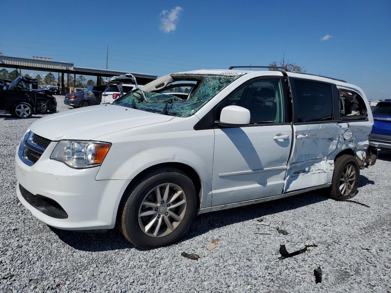 2015 Dodge Caravan - Image 1