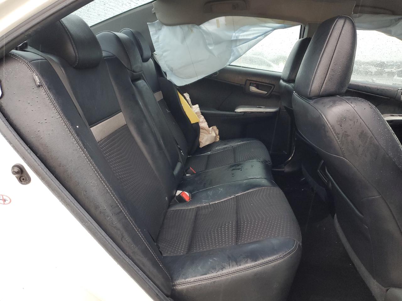 2014 Toyota Camry - Image 10
