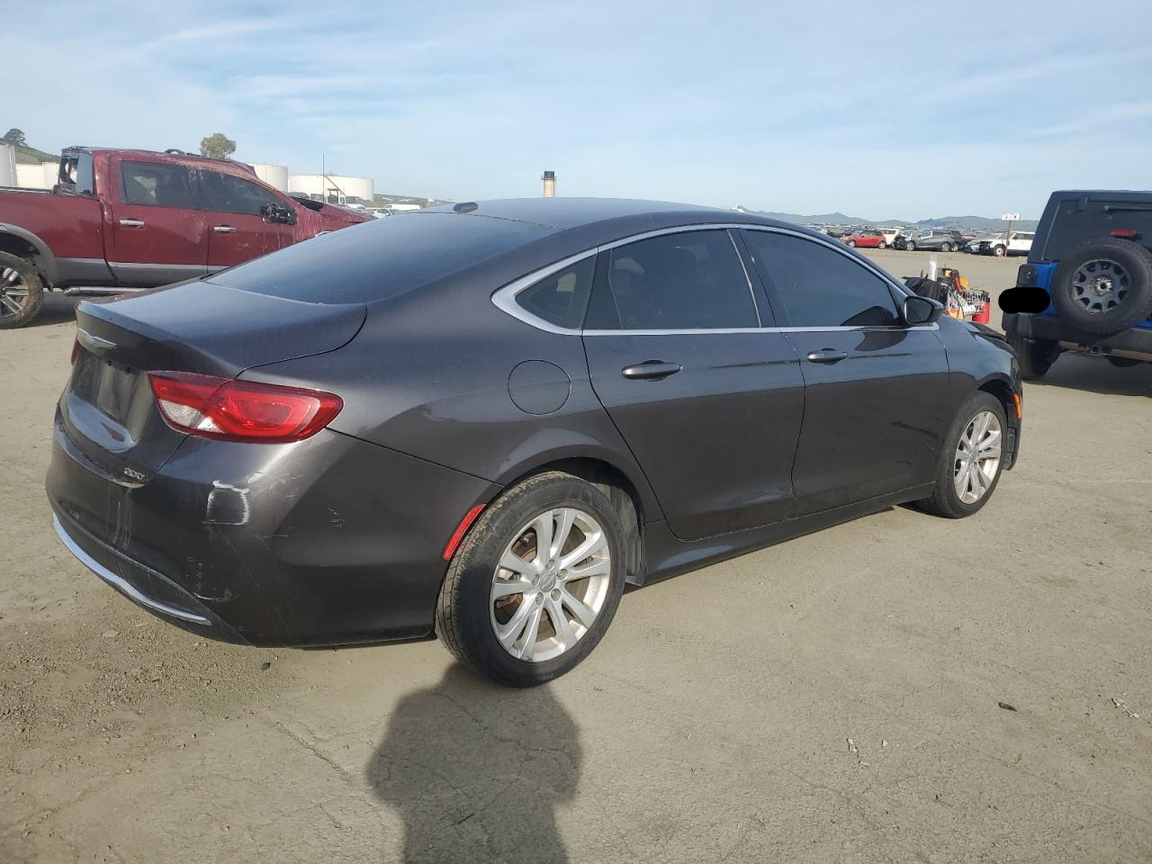 2015 Chrysler 200 - Image 3