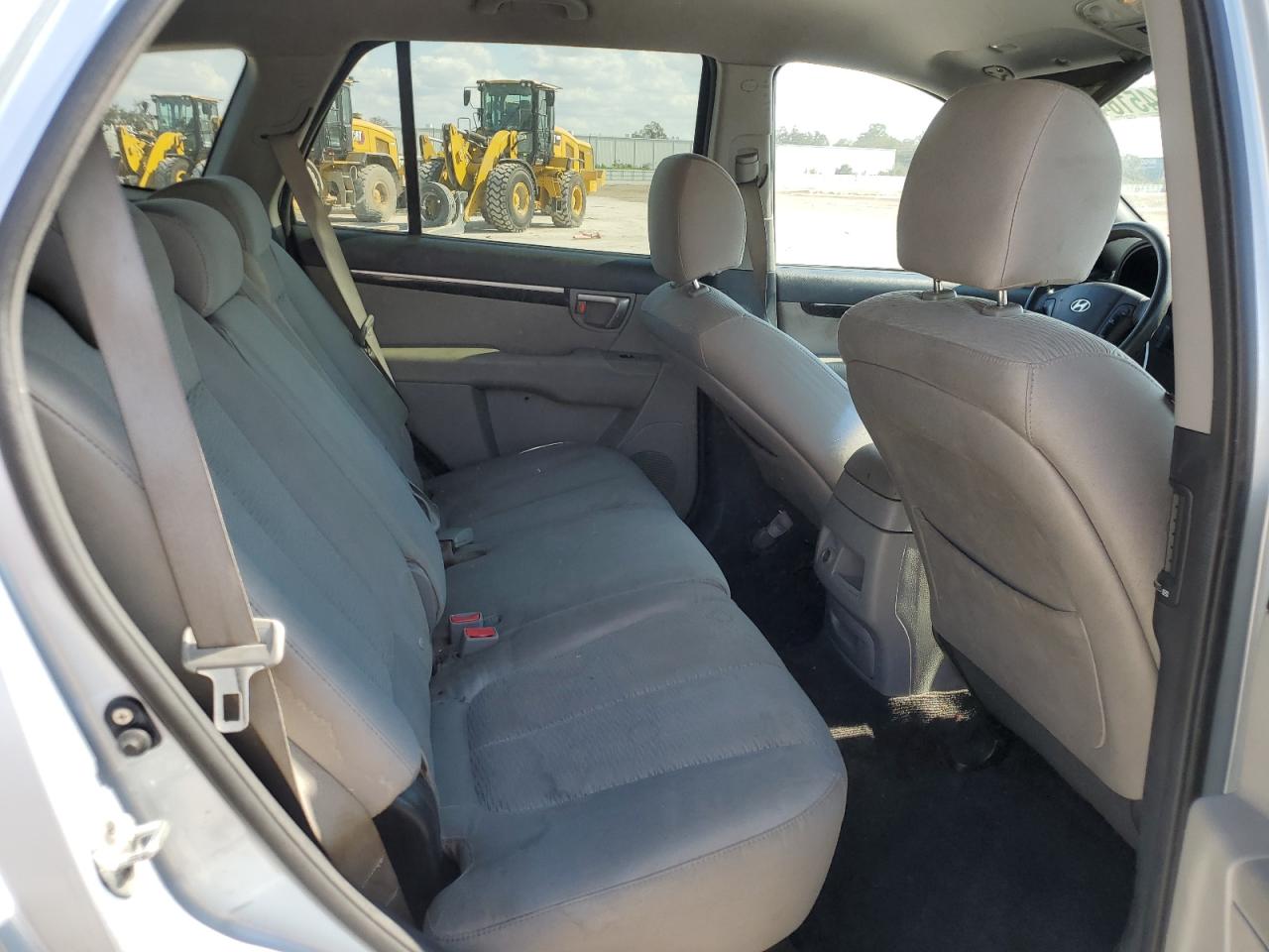 2008 Hyundai Santa Fe - Image 11