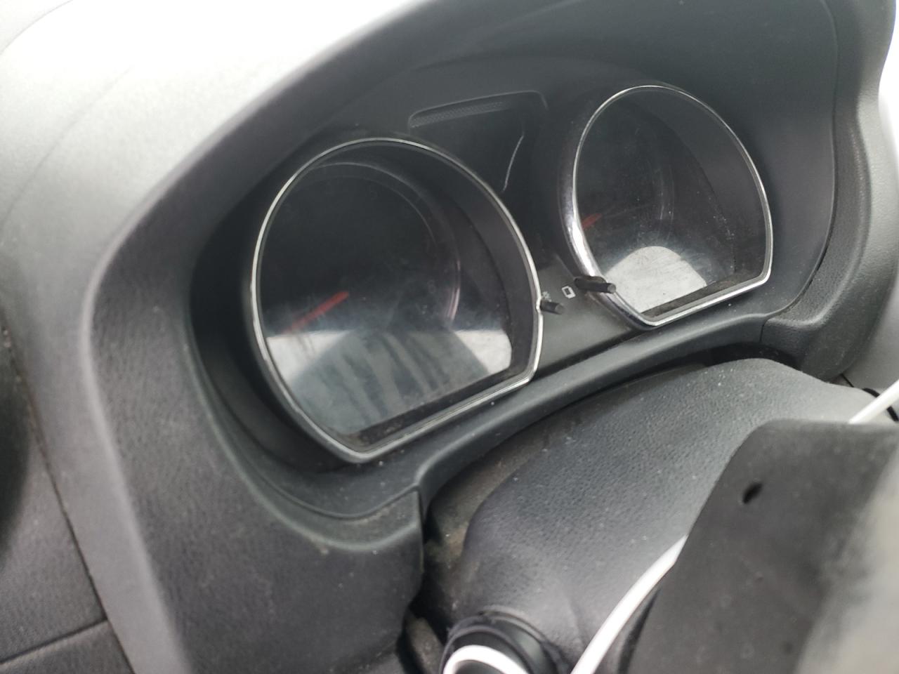 2017 Nissan Versa - Image 9