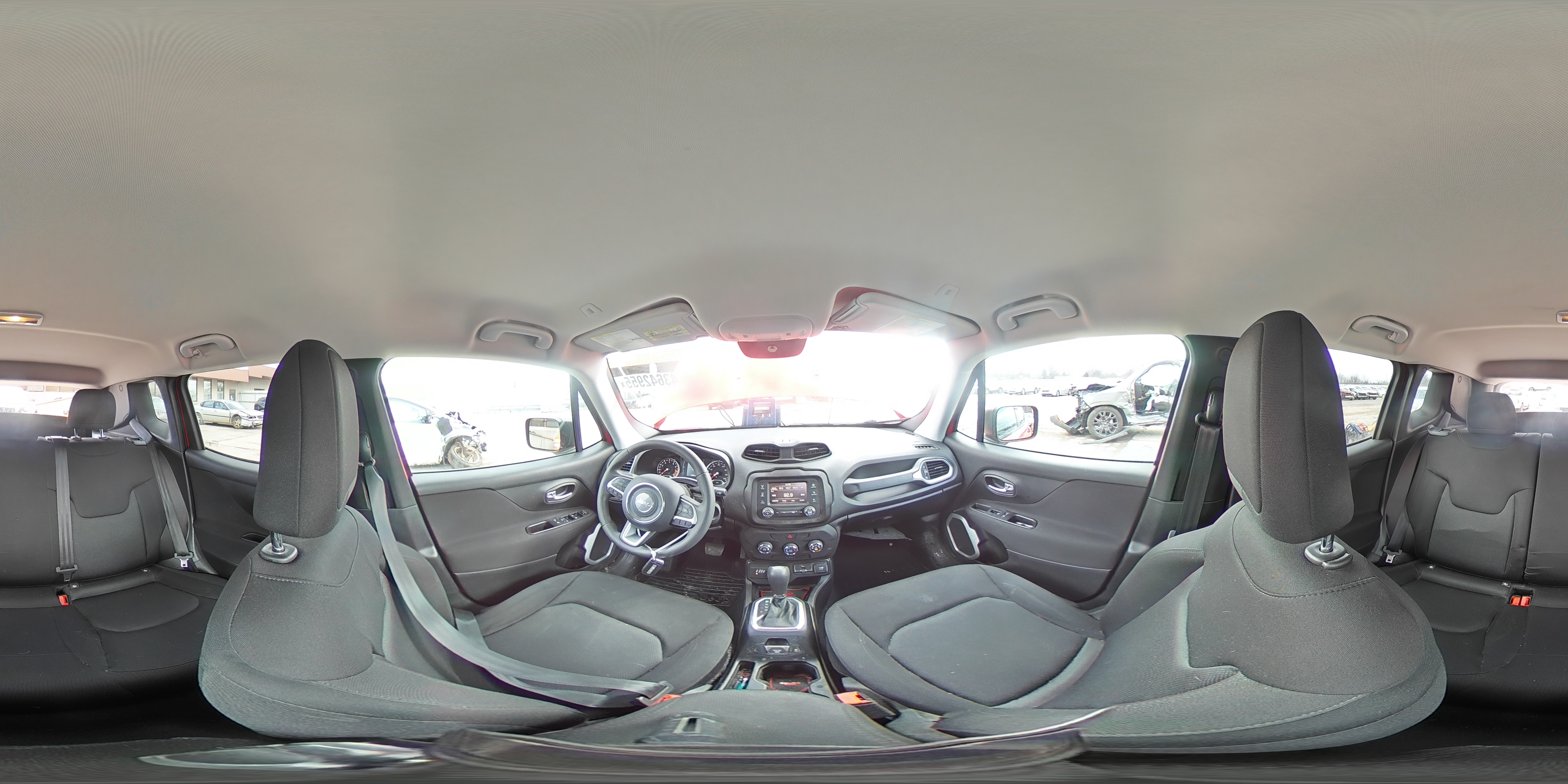 2018 Jeep Renegade - Image 14