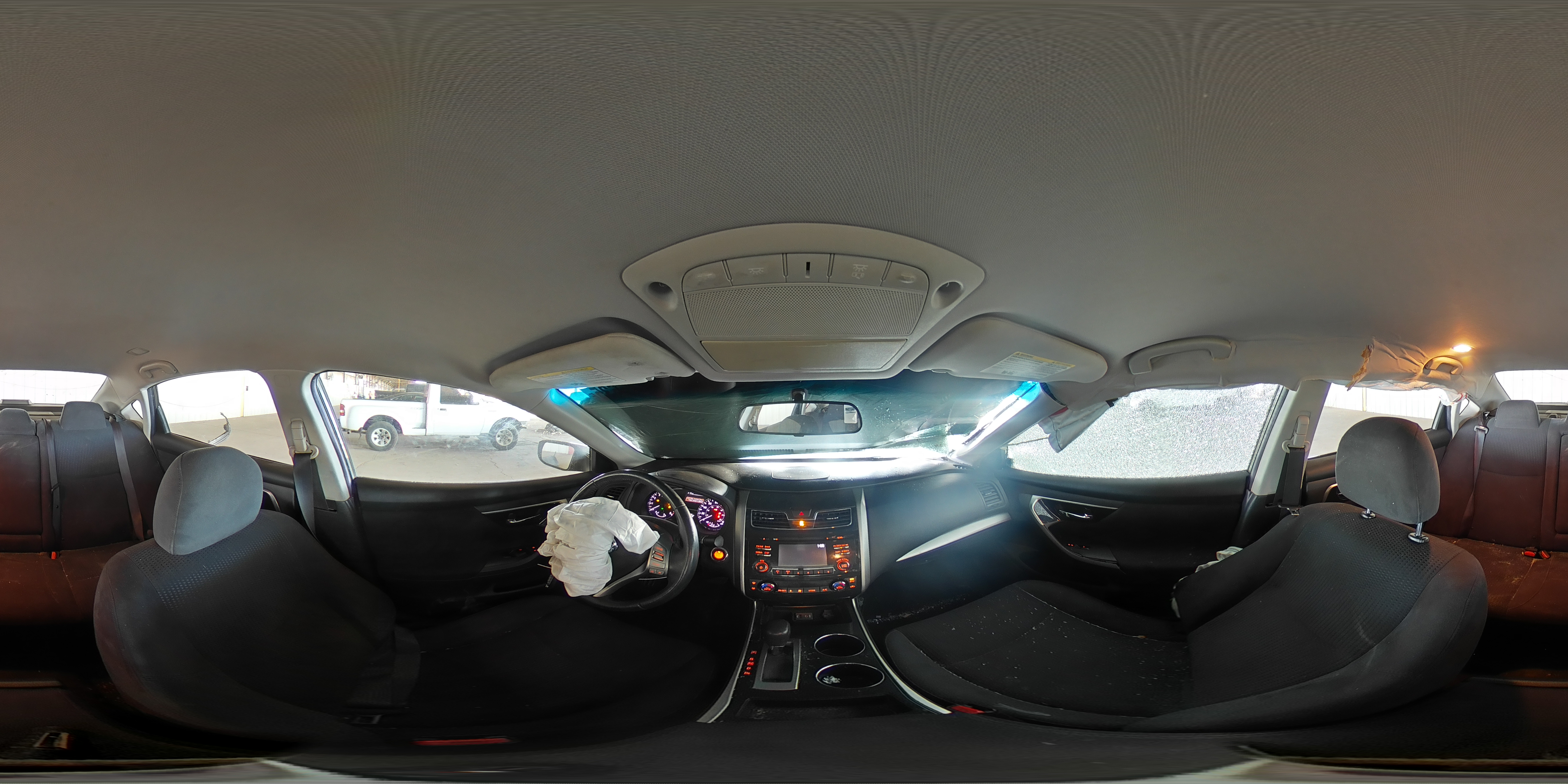 2014 Nissan Altima - Image 13