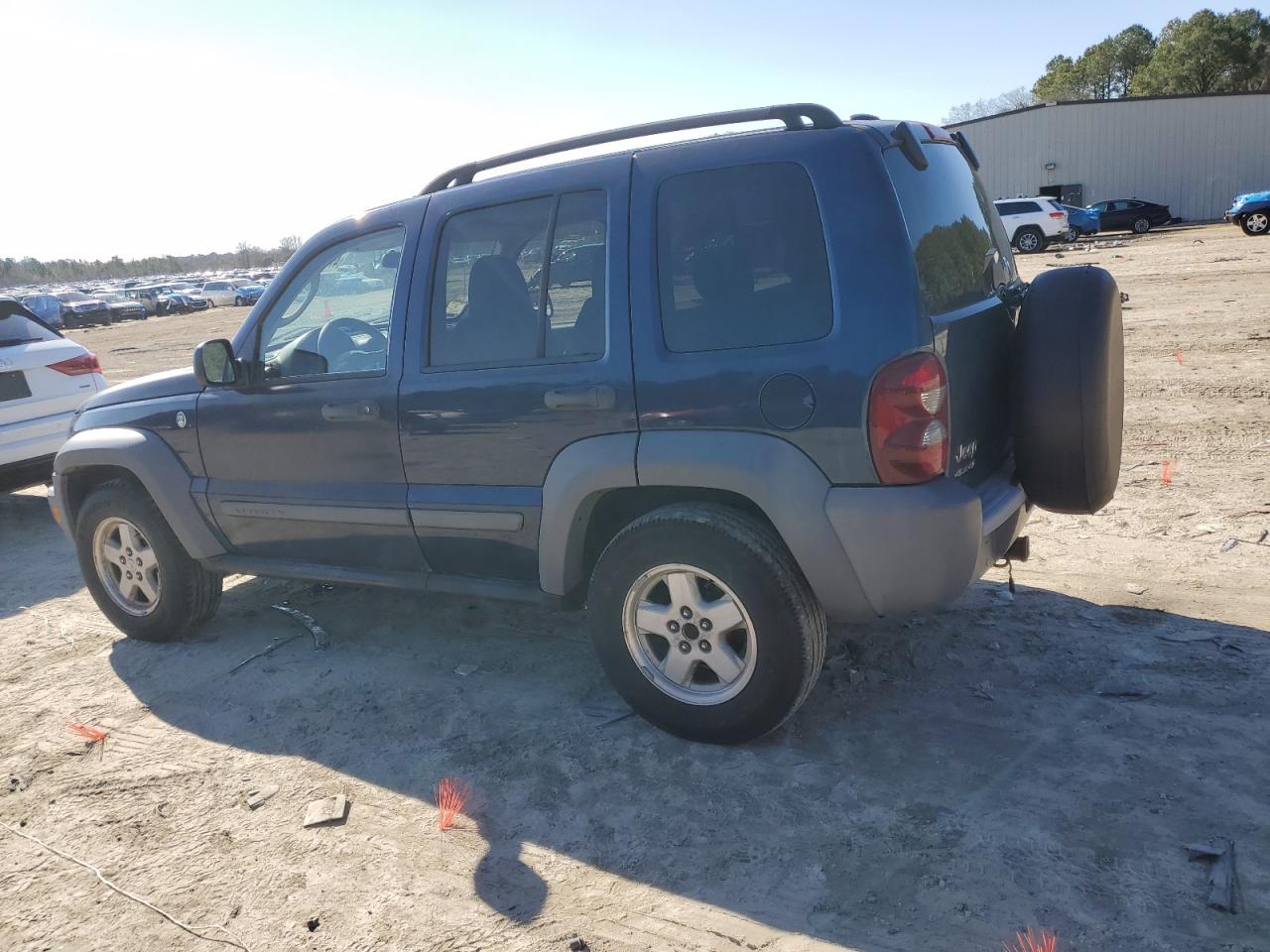 2005 Jeep Liberty (North America) - Image 2