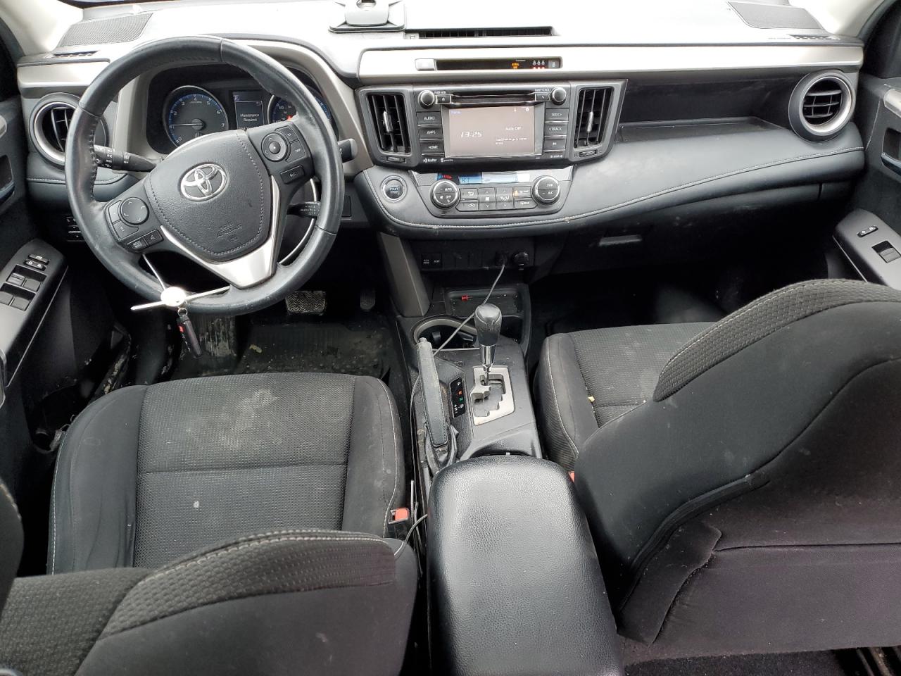 2018 Toyota RAV 4 - Image 8