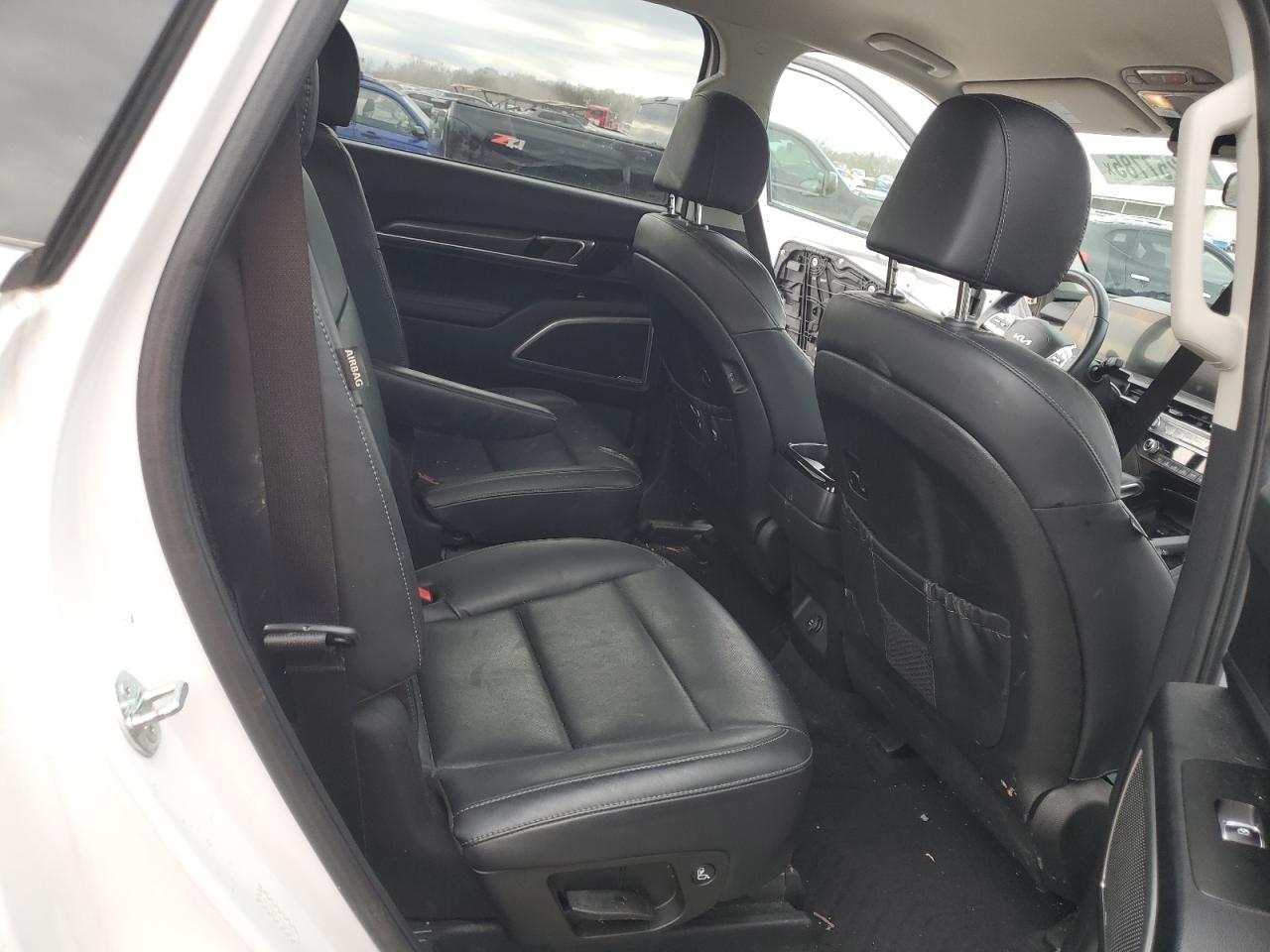 2023 Kia Telluride - Image 11