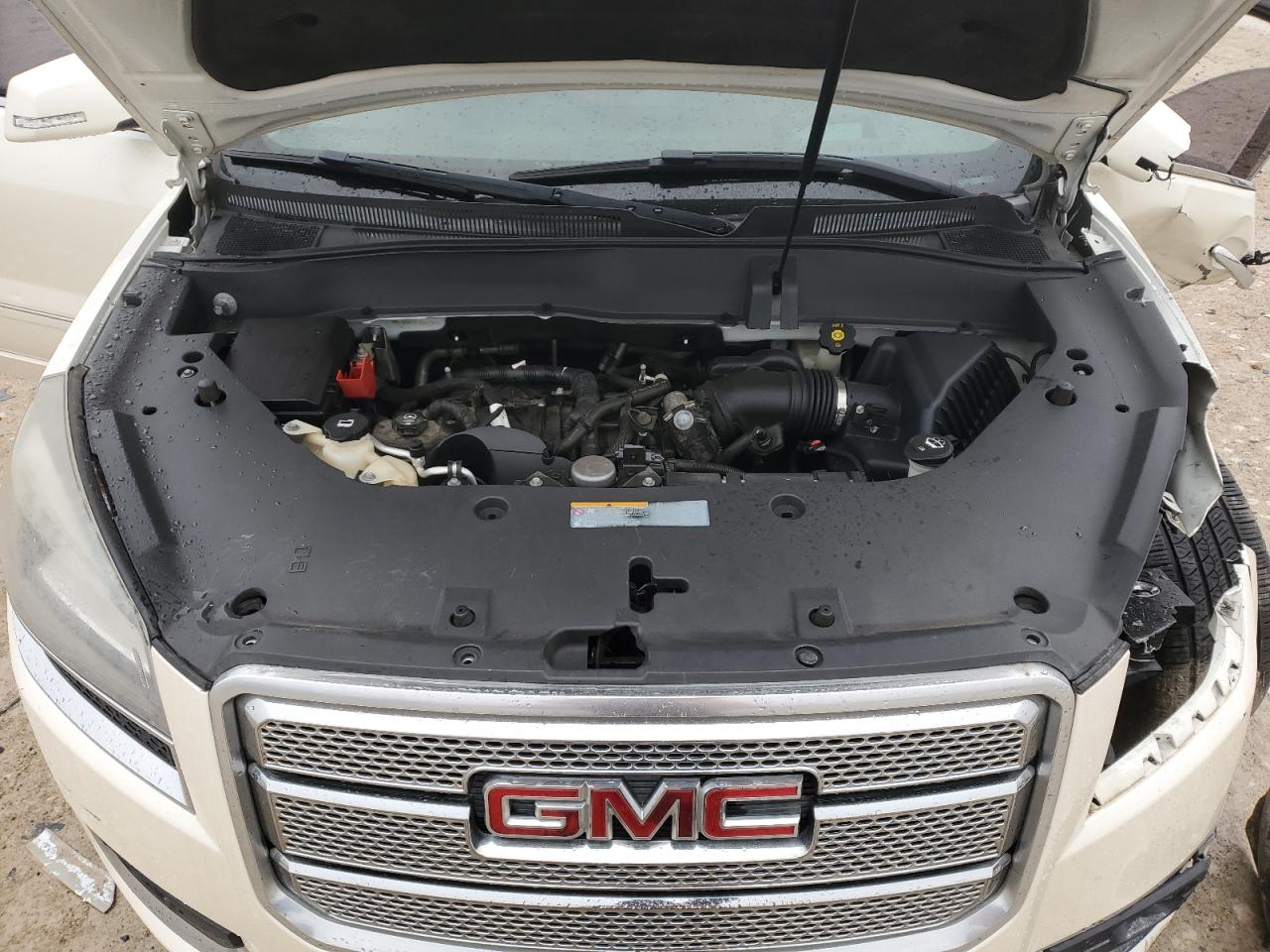 2014 GMC Acadia - Image 14