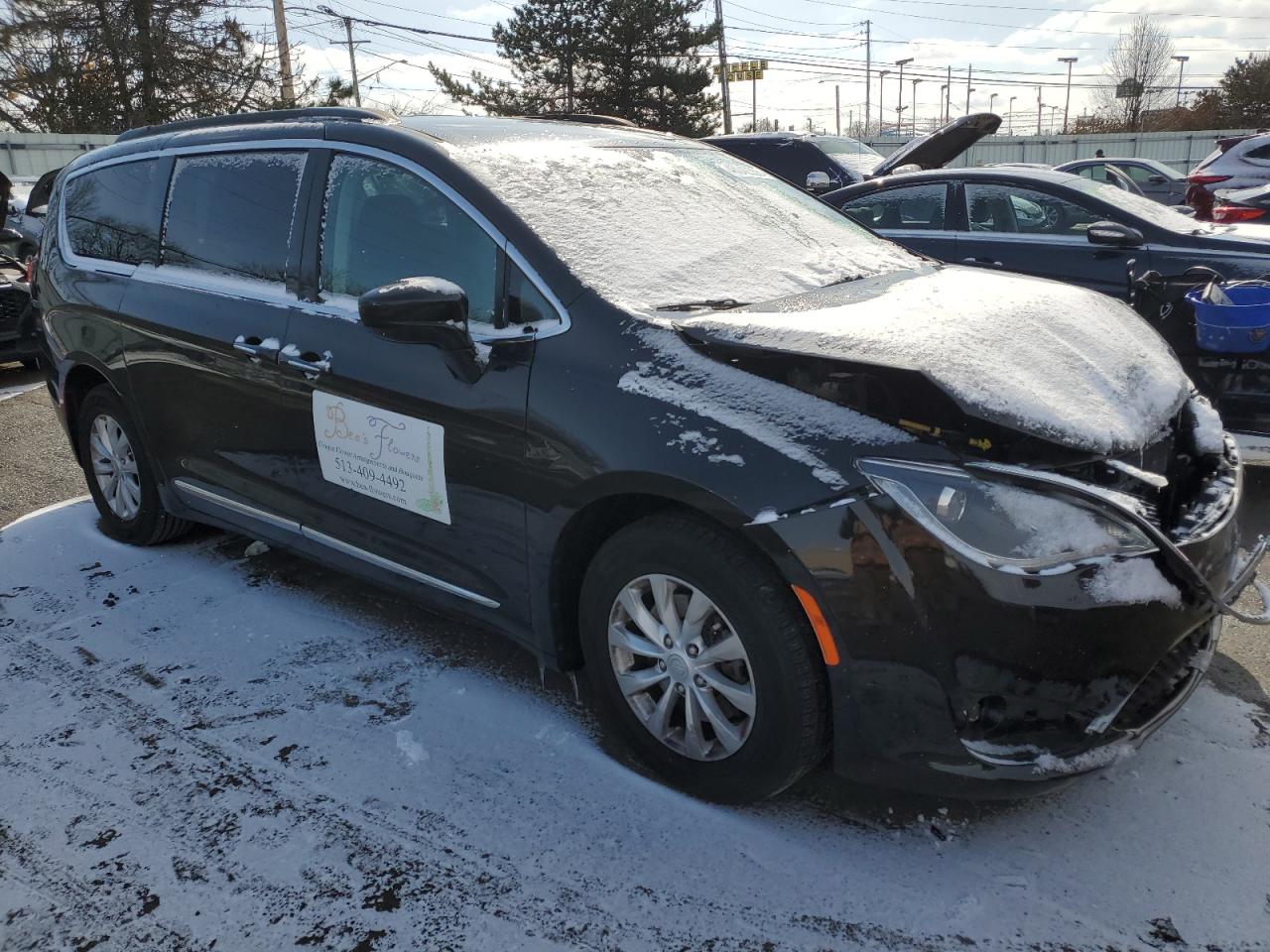 2017 Chrysler Pacifica - Image 4