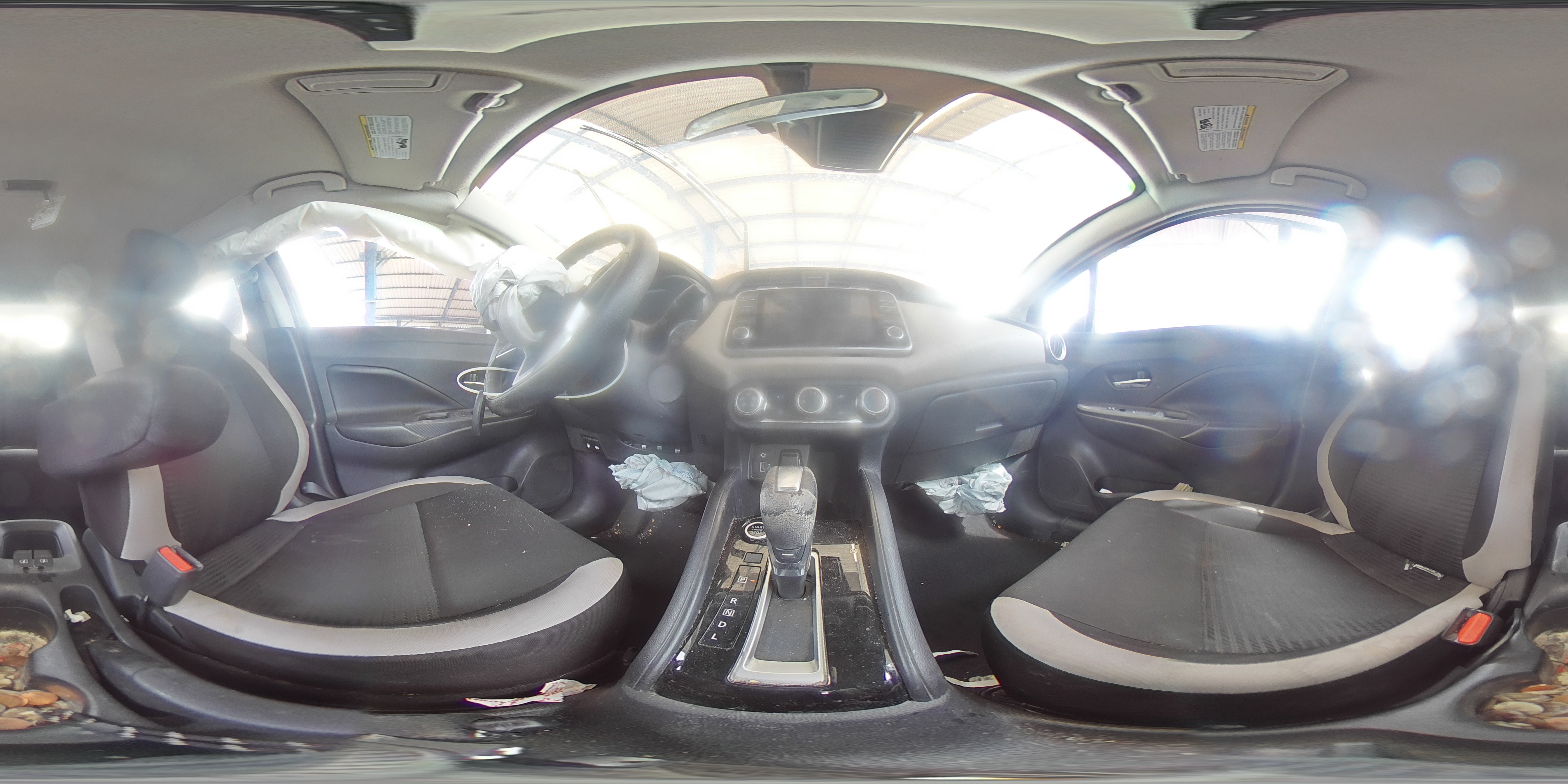 2020 Nissan Versa - Image 13