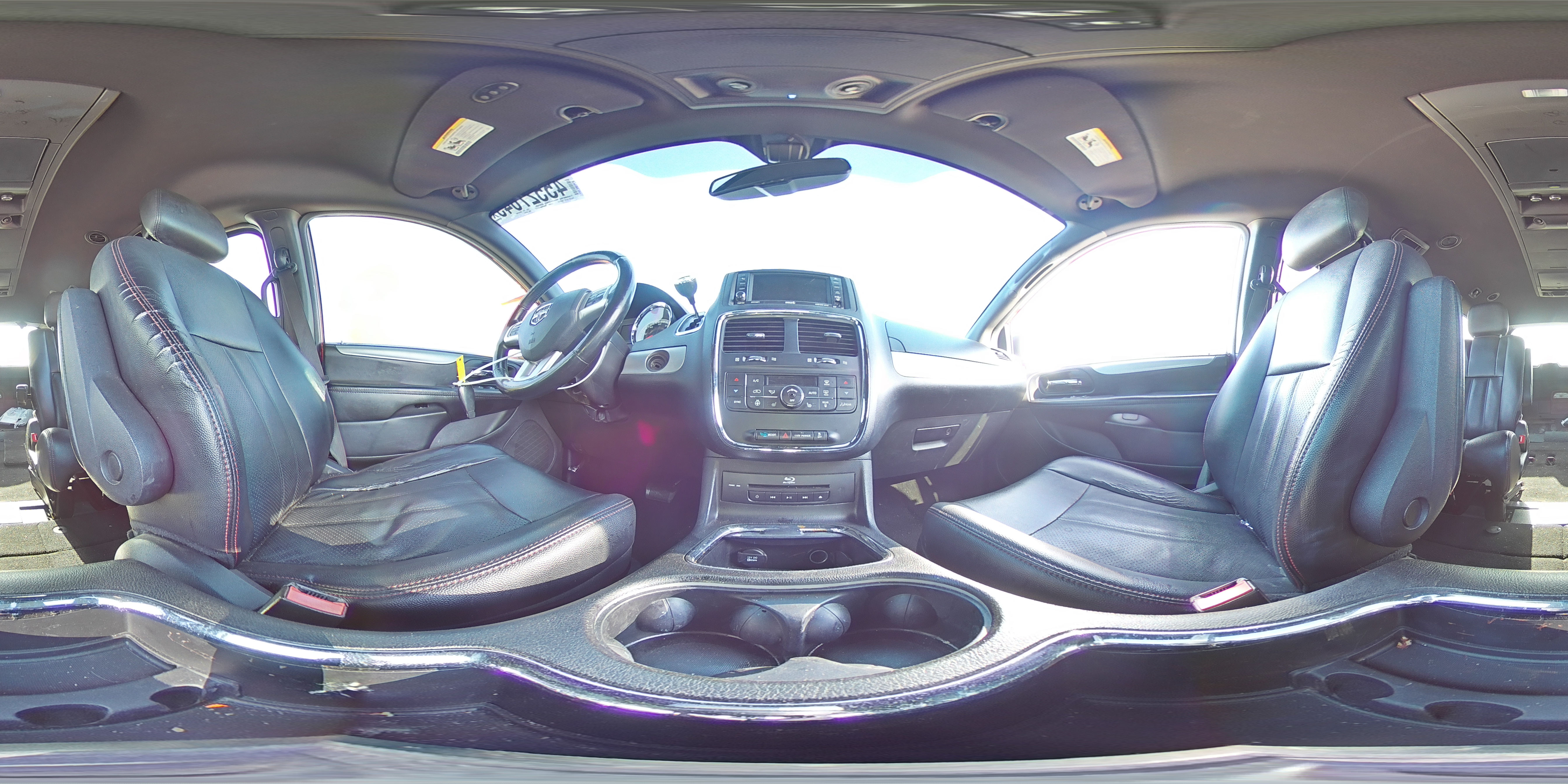 2015 Dodge Caravan - Image 13