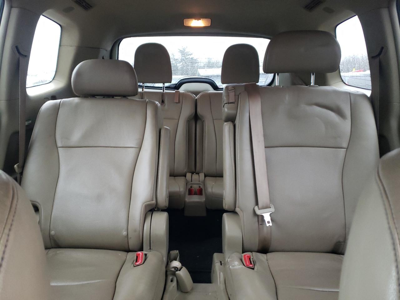 2013 Toyota Highlander - Image 10