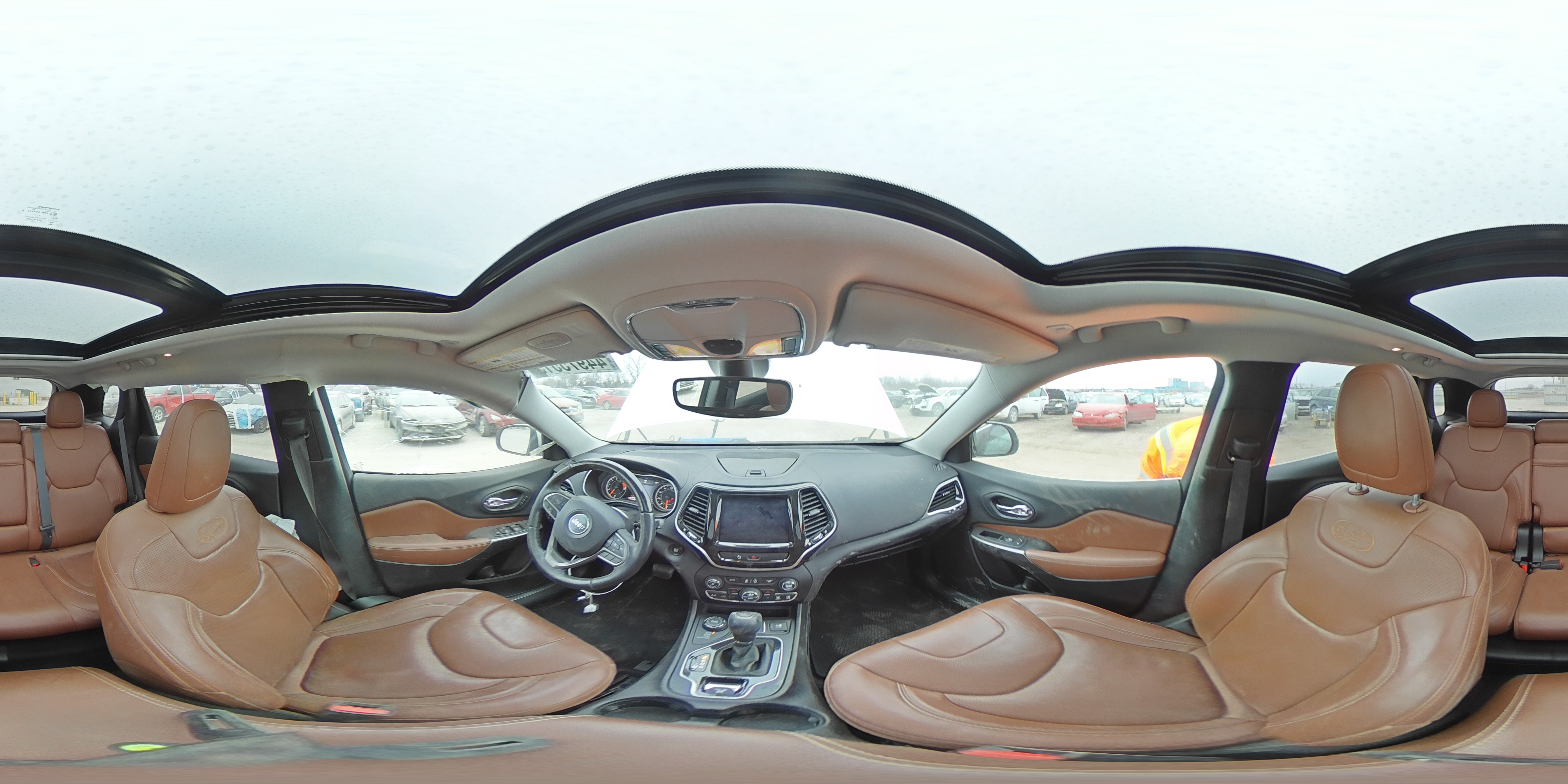 2019 Jeep Cherokee - Image 14