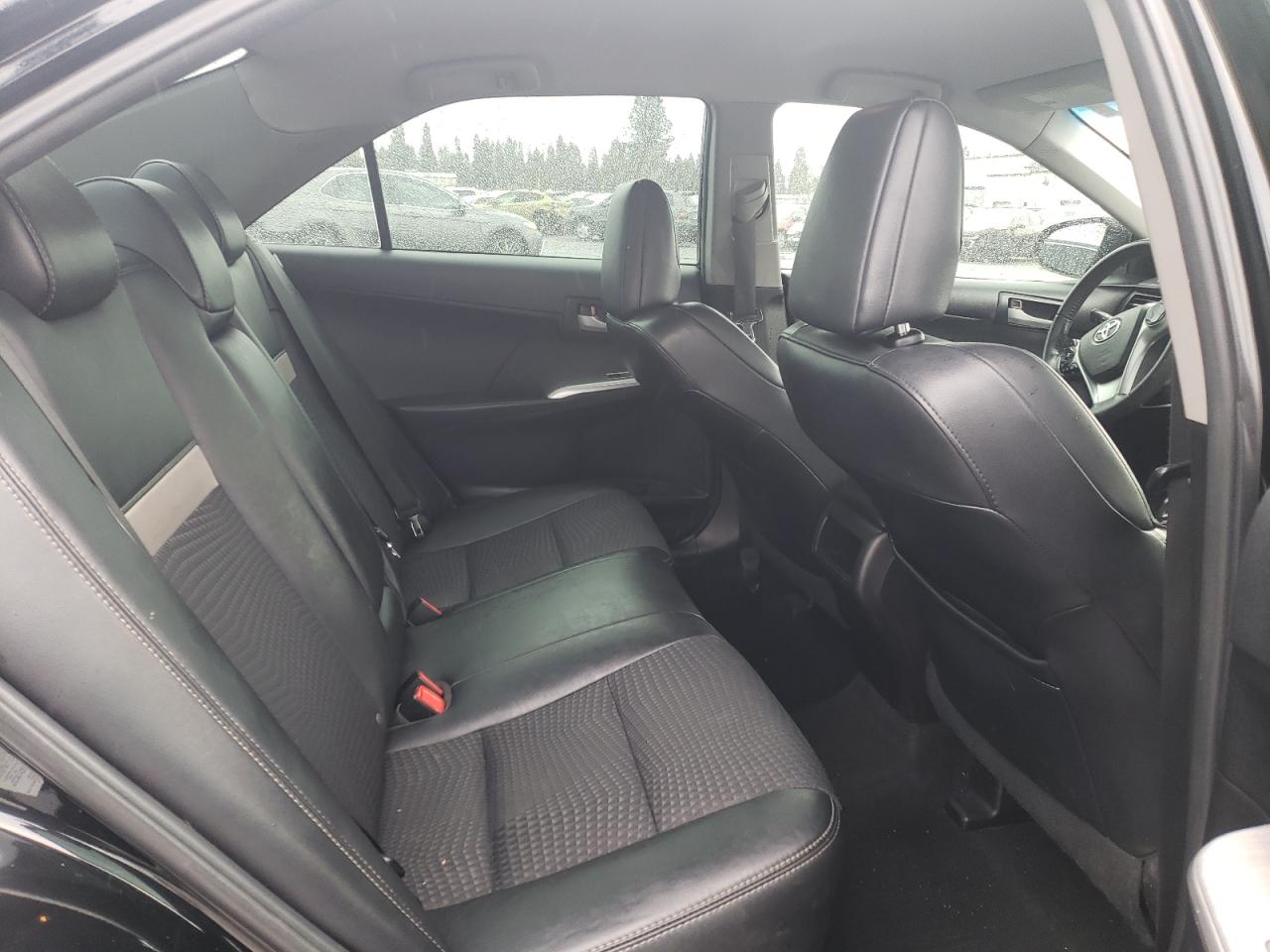 2014 Toyota Camry - Image 10