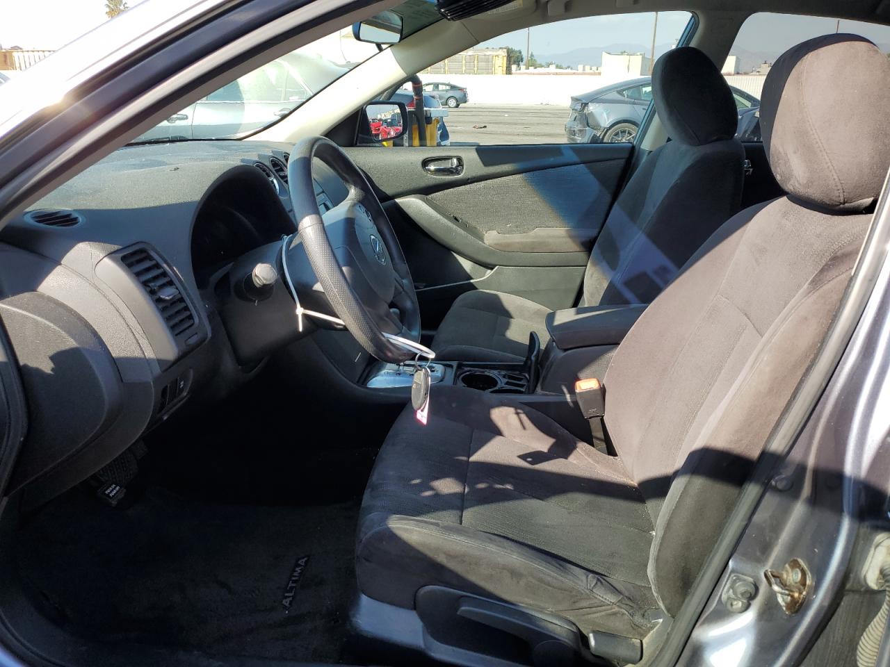 2010 Nissan Altima - Image 7