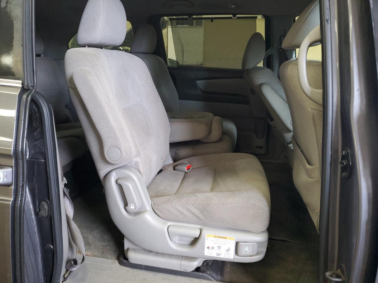 2015 Honda Odyssey - Image 11