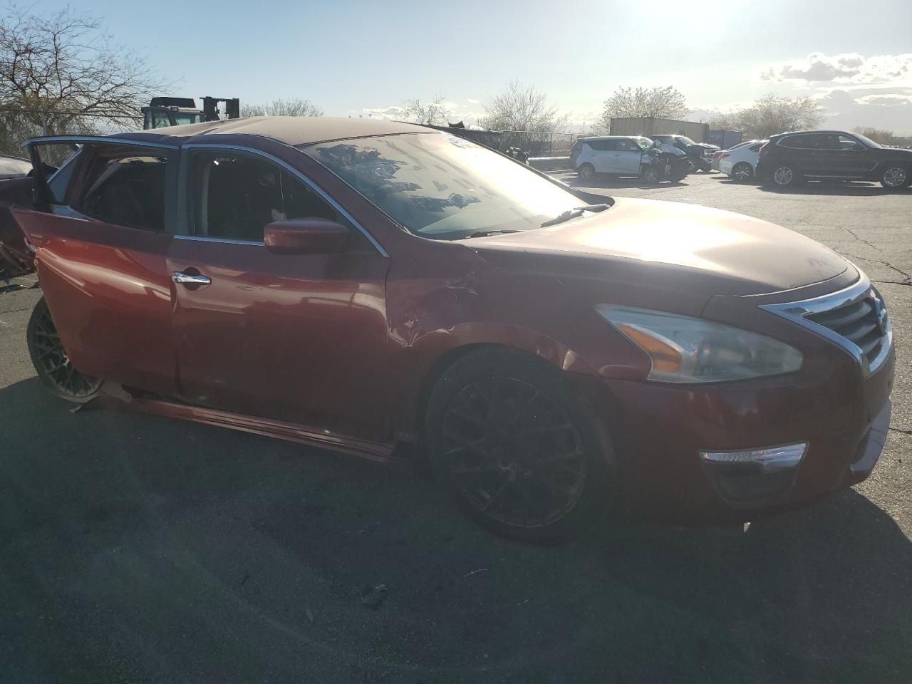2015 Nissan Altima - Image 4