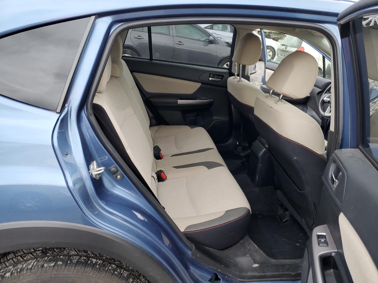 2016 Subaru XV - Image 10