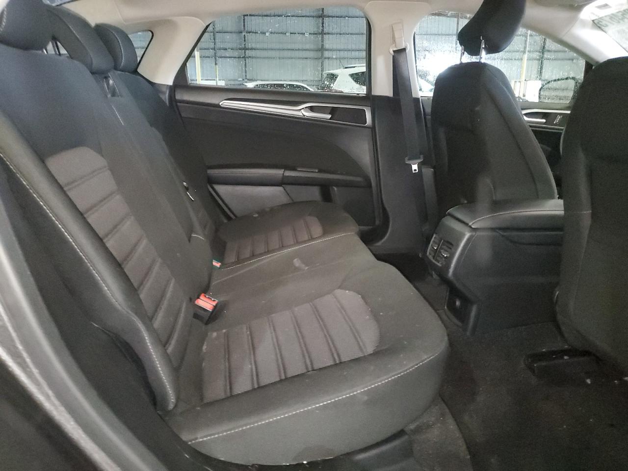 2020 Ford Fusion - Image 10