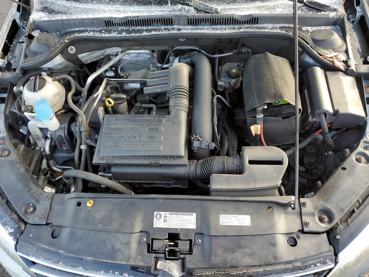 2016 Volkswagen Jetta - Image 11
