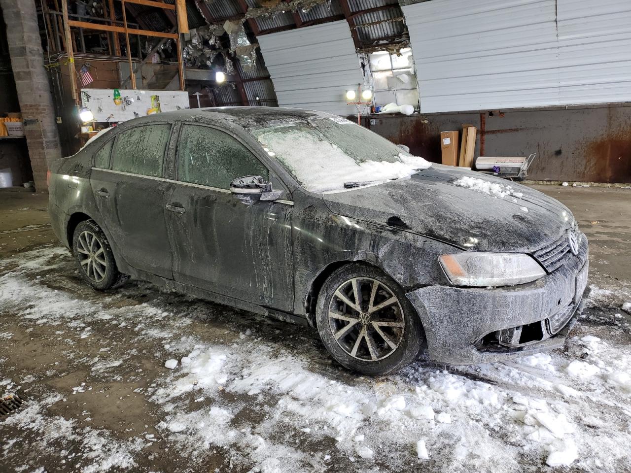 2014 Volkswagen Jetta - Image 4