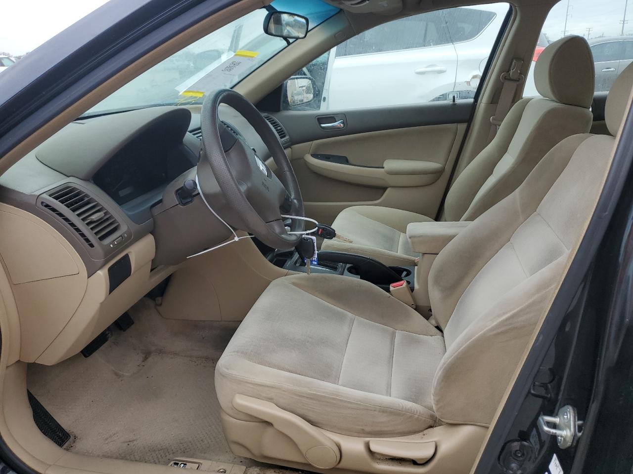 2005 Honda Accord - Image 7