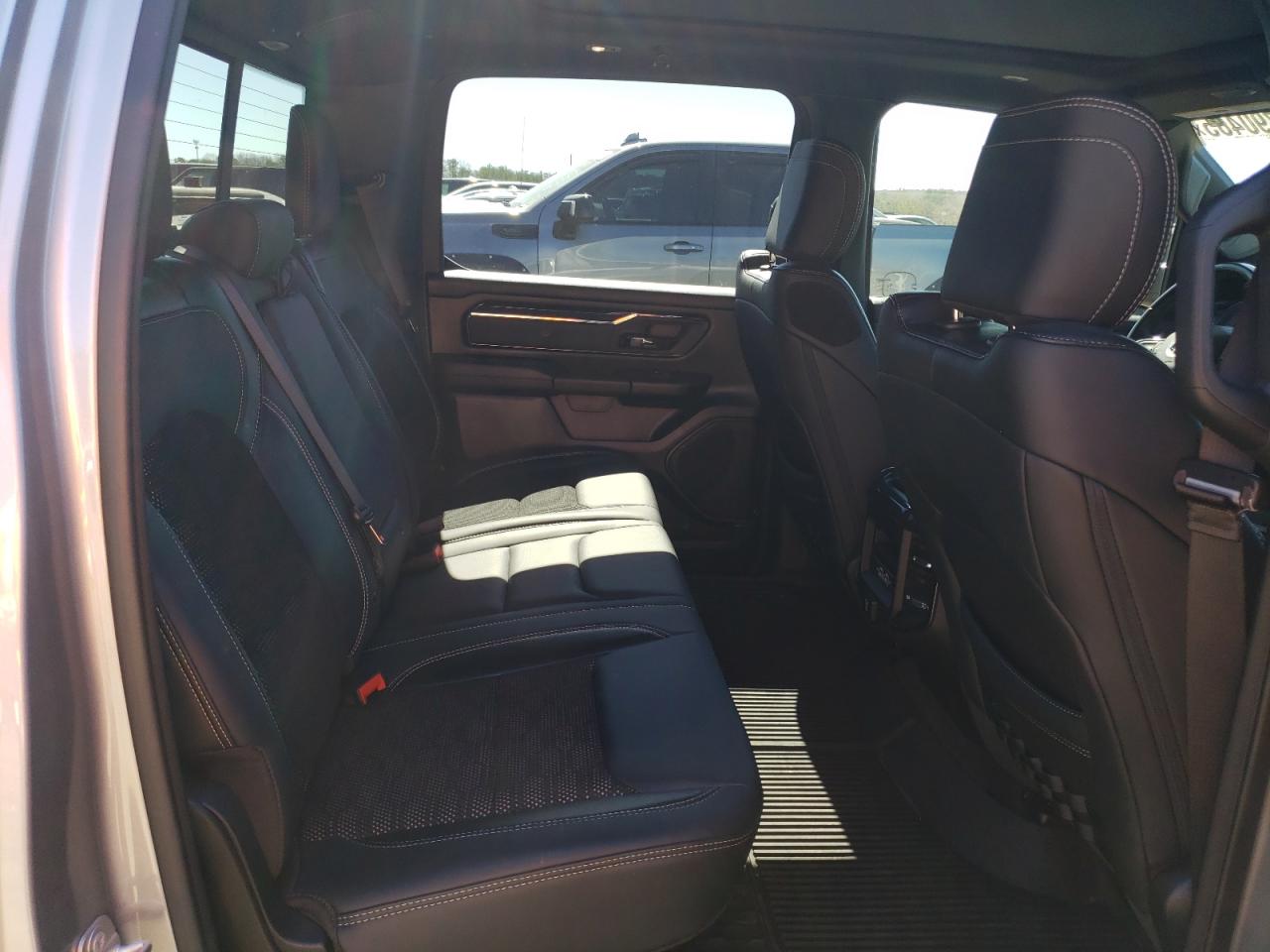 2021 RAM 1500 - Image 10