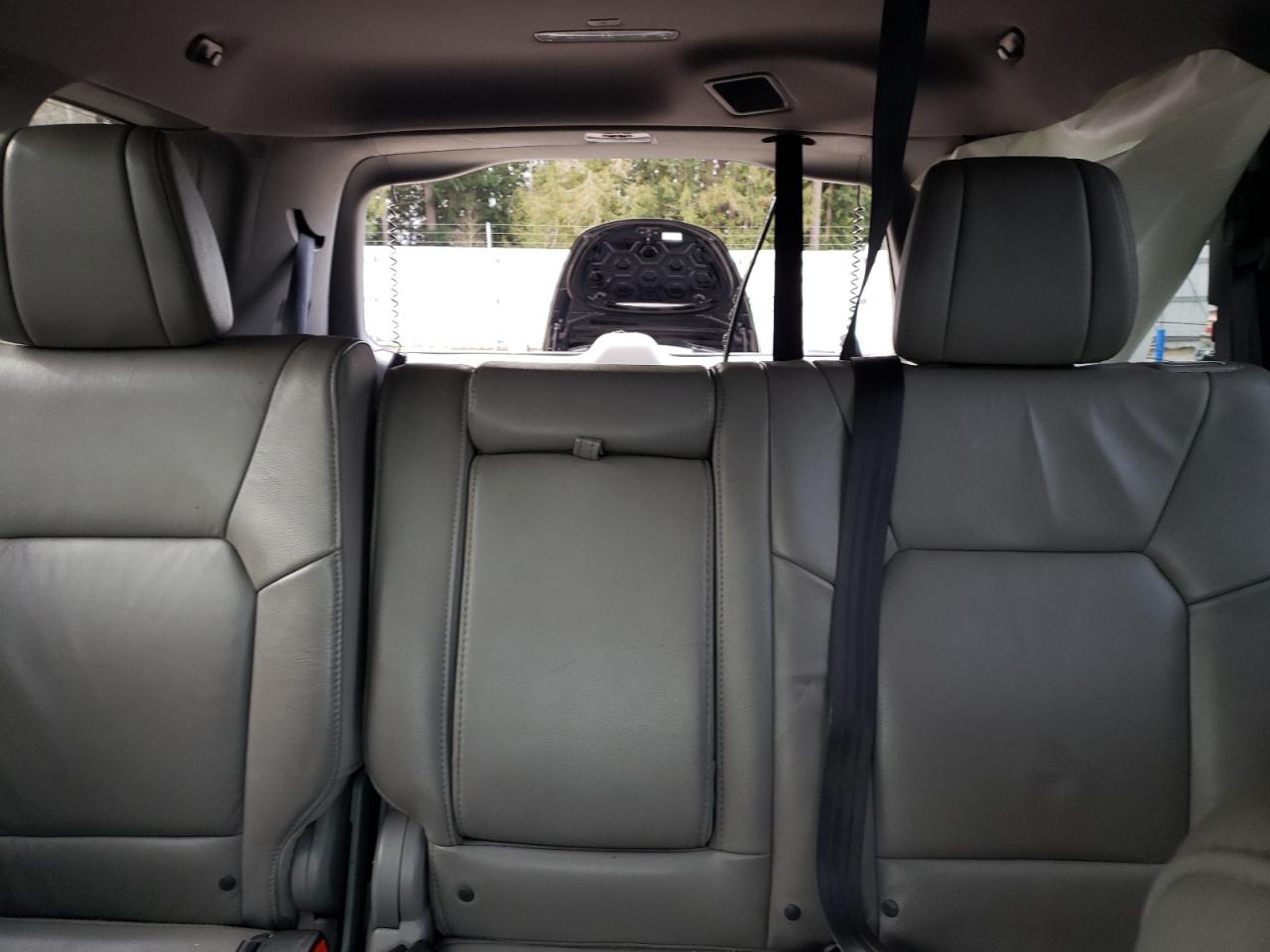 2015 Honda Pilot - Image 10