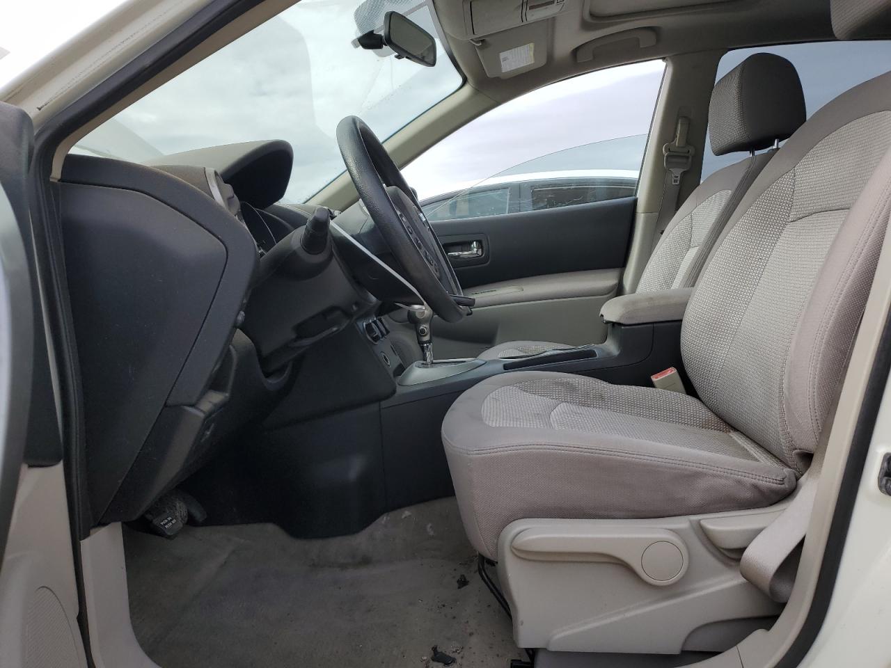 2009 Nissan Rogue - Image 7