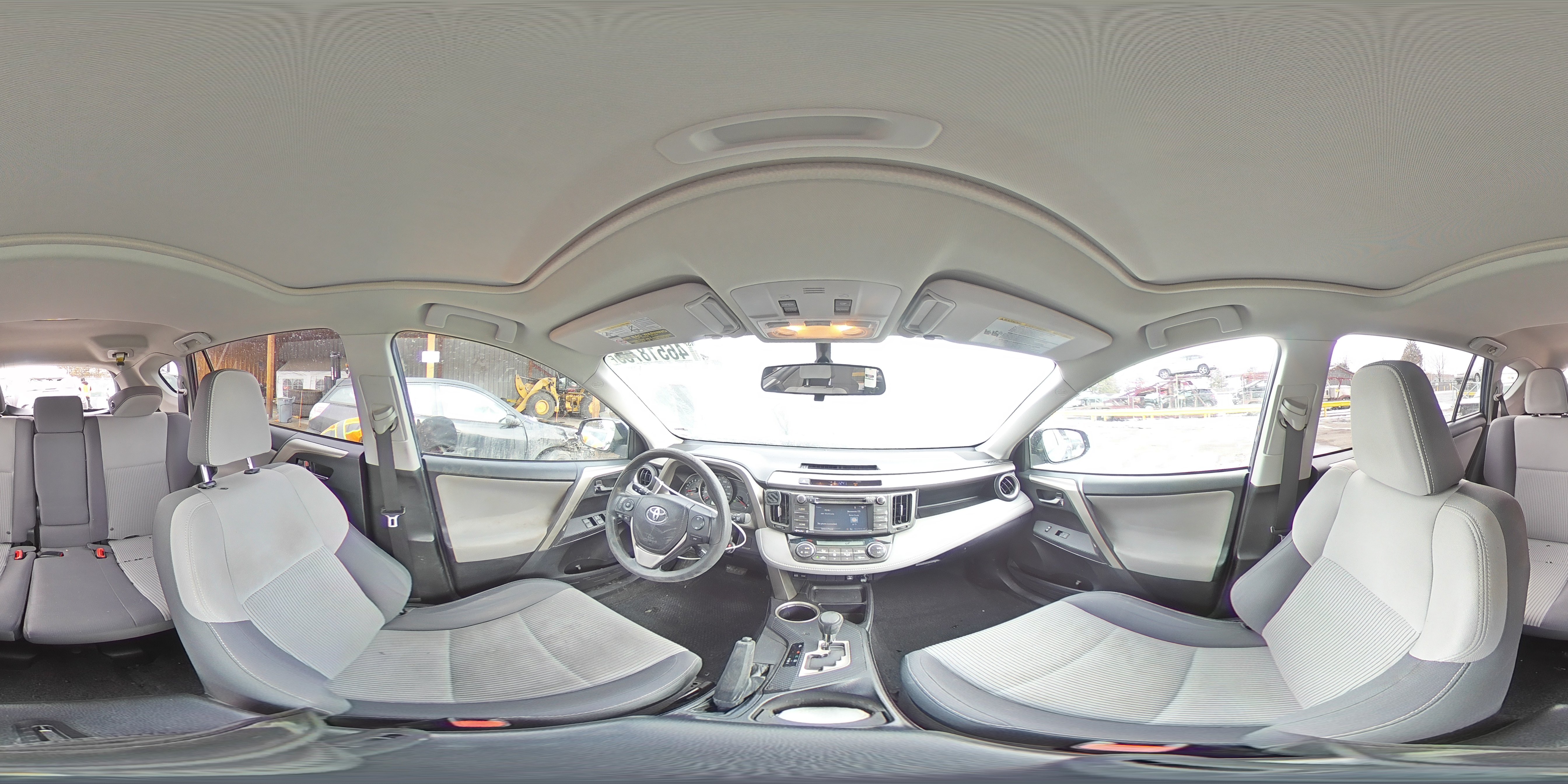 2014 Toyota RAV 4 - Image 13