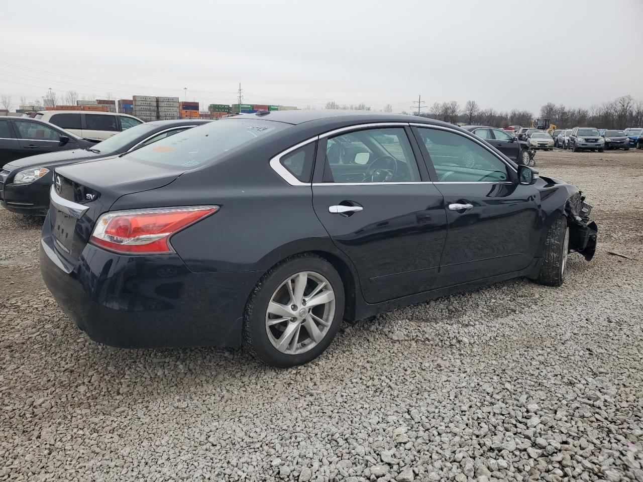 2015 Nissan Altima - Image 3