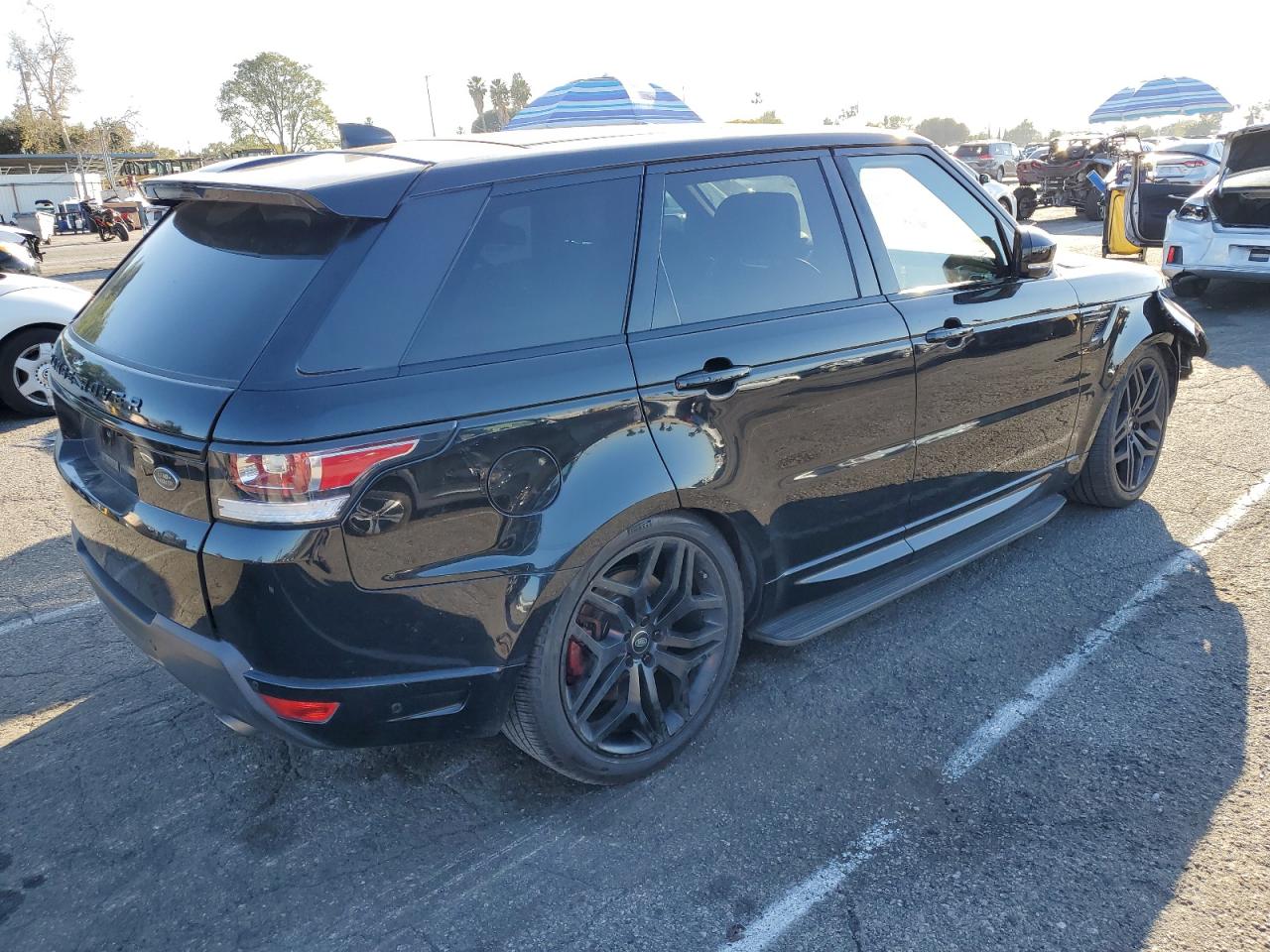 2017 Land Rover Range Rover - Image 3