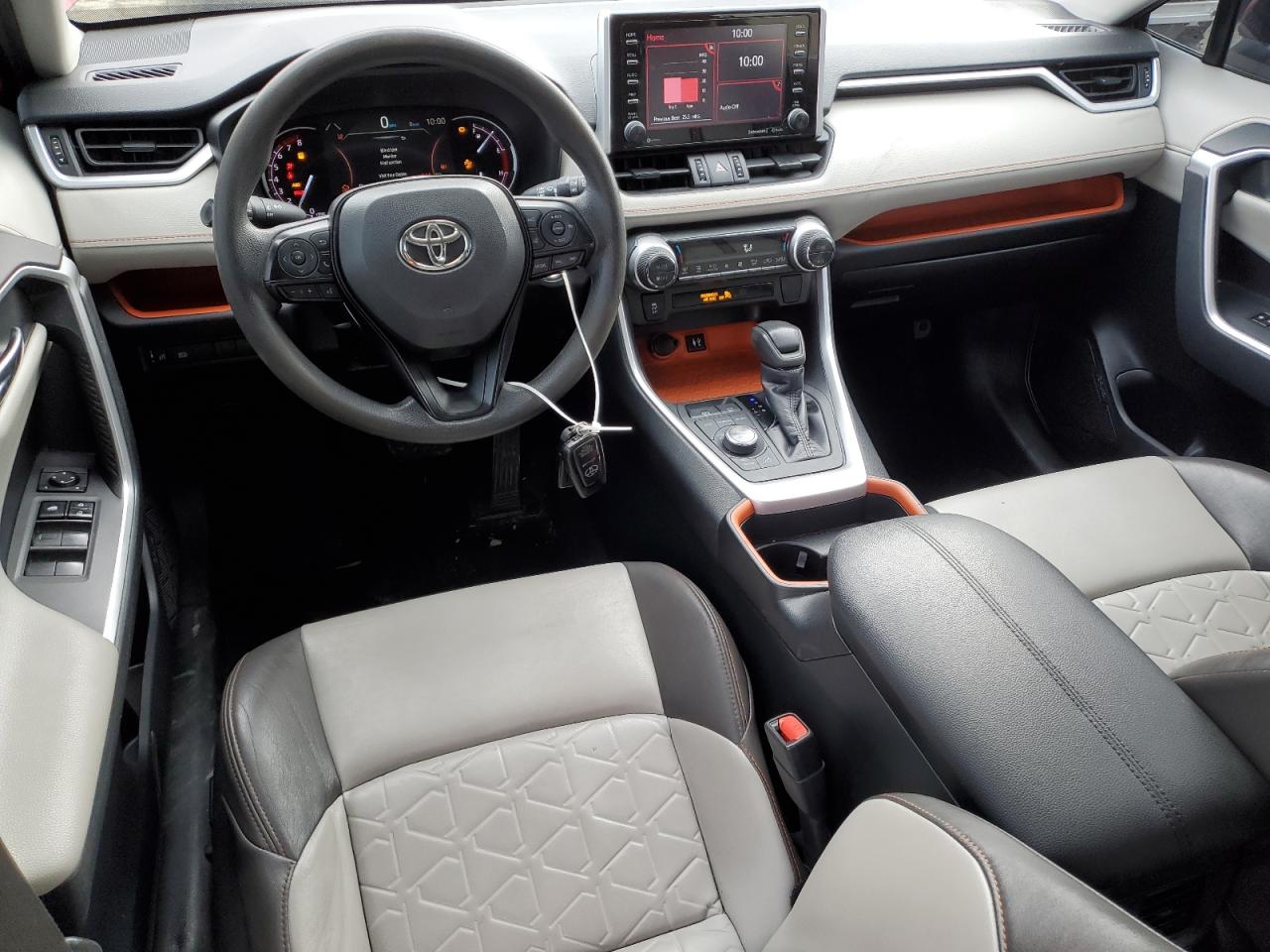 2019 Toyota RAV 4 - Image 8