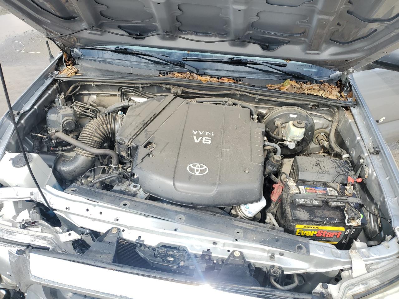 2015 Toyota Tacoma - Image 11
