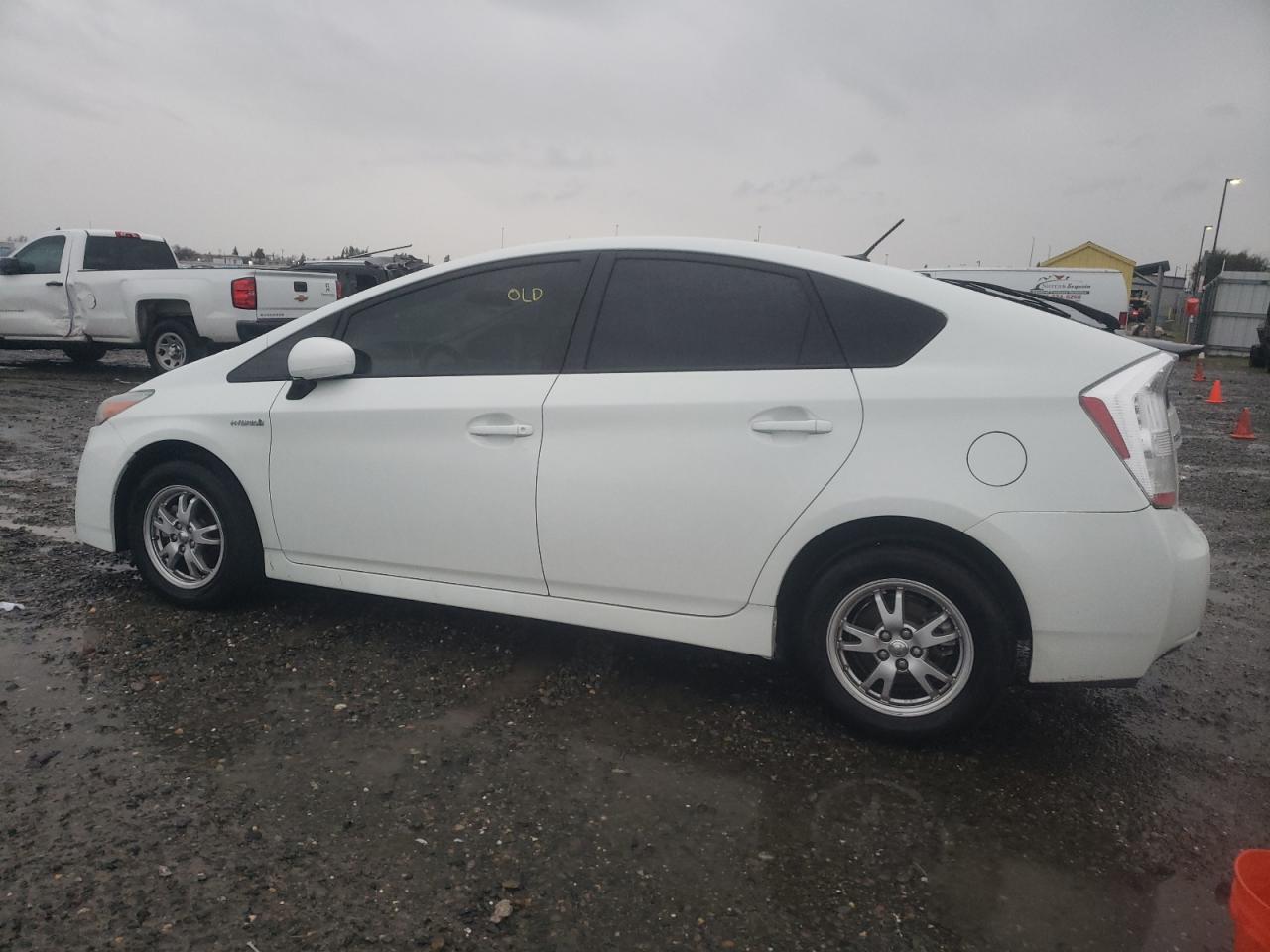2010 Toyota Prius - Image 2