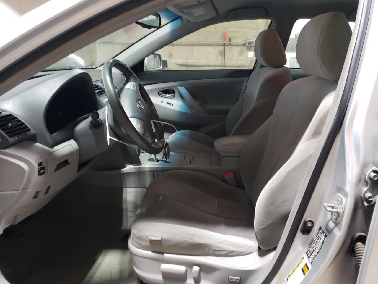 2010 Toyota Camry - Image 7