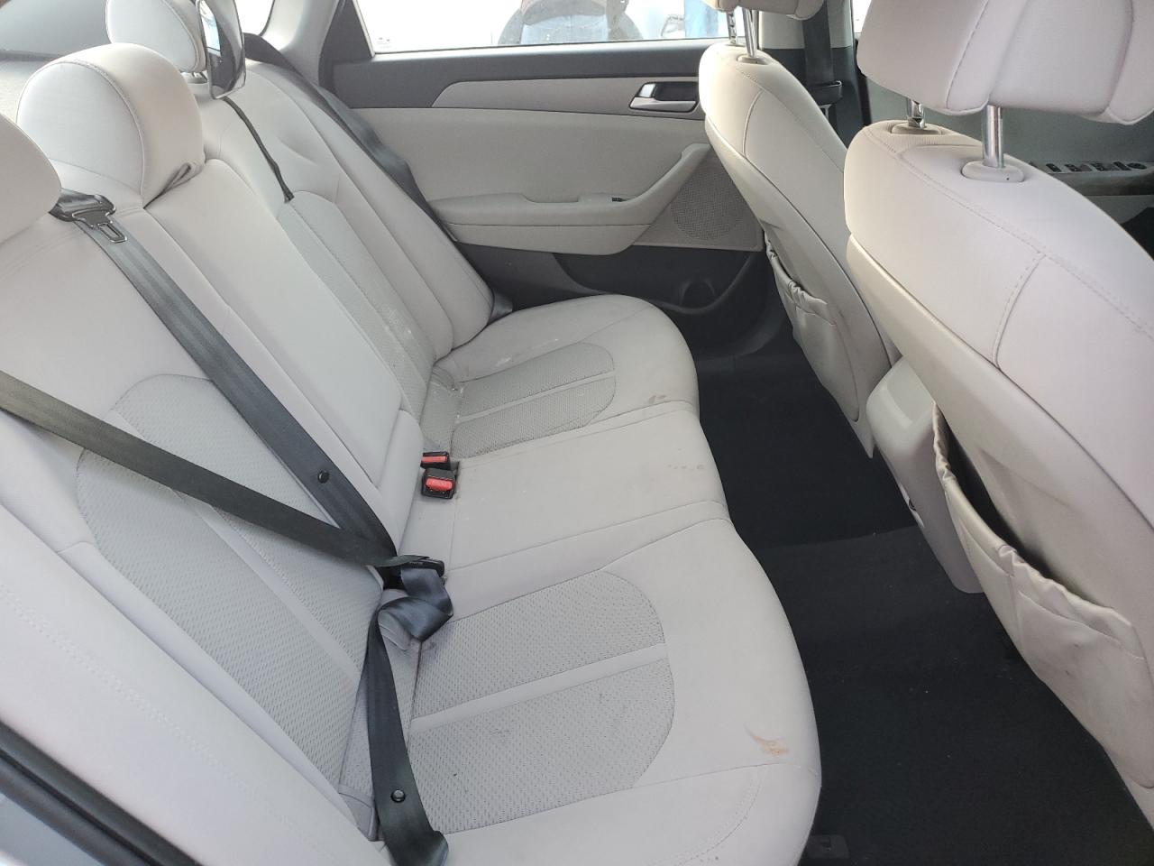 2017 Hyundai Sonata - Image 10