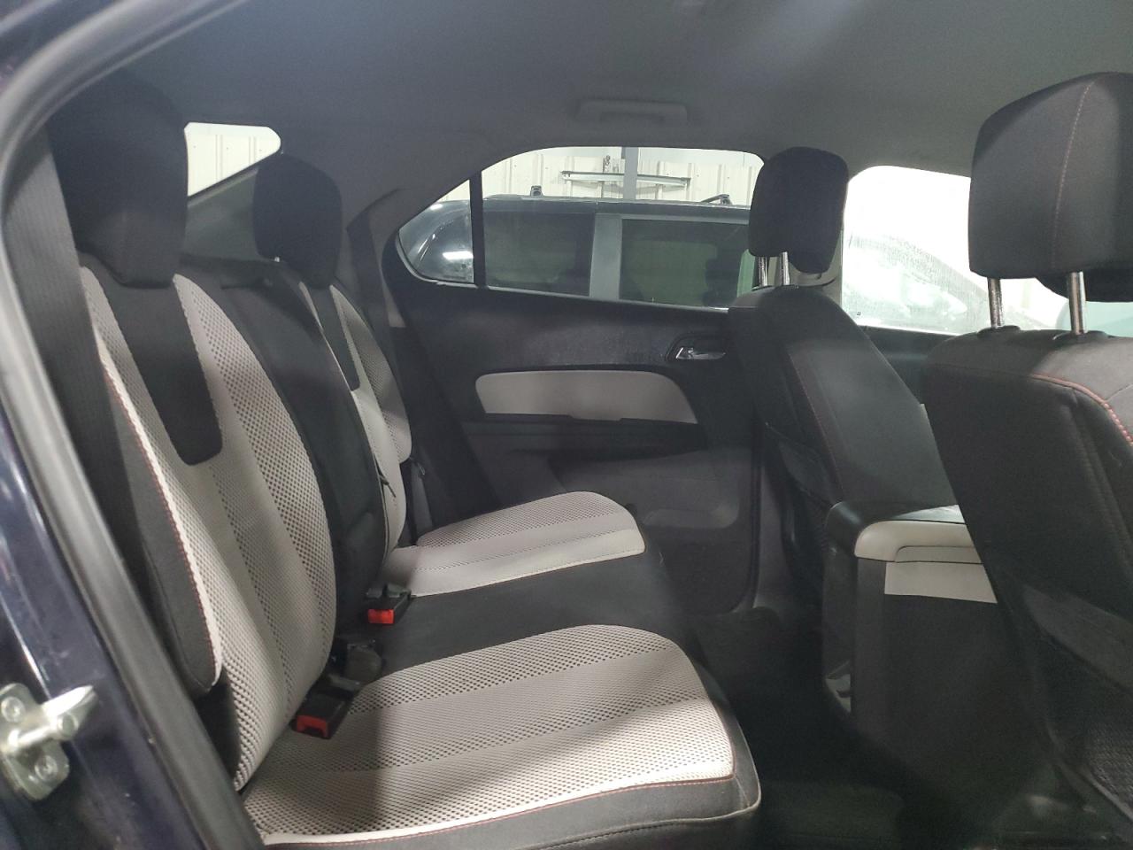 2015 Chevrolet Equinox - Image 11
